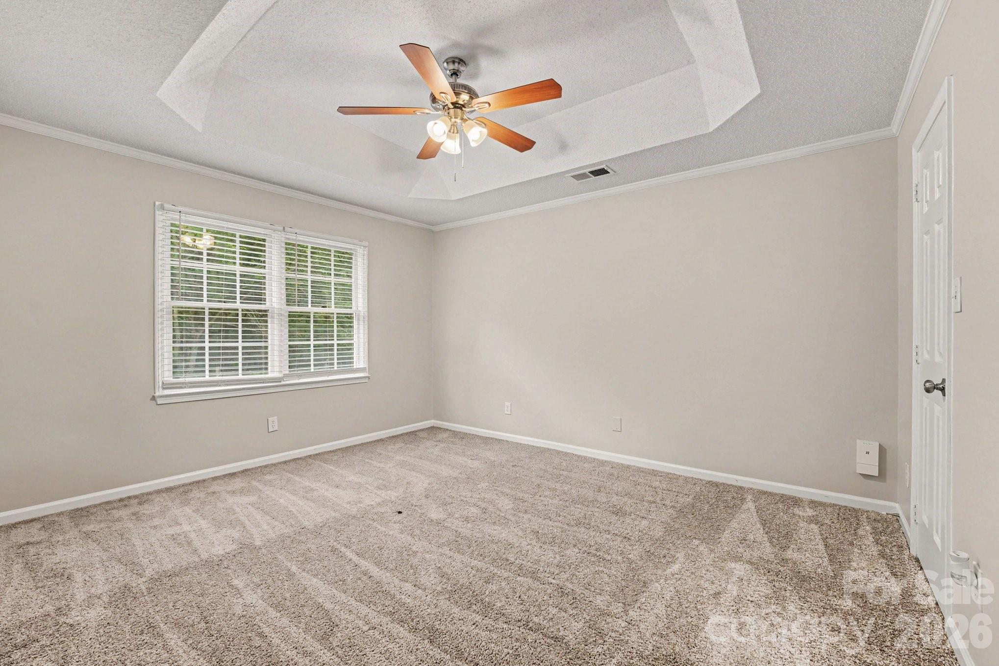 4106 Woodbury Terrace Property Photo 9
