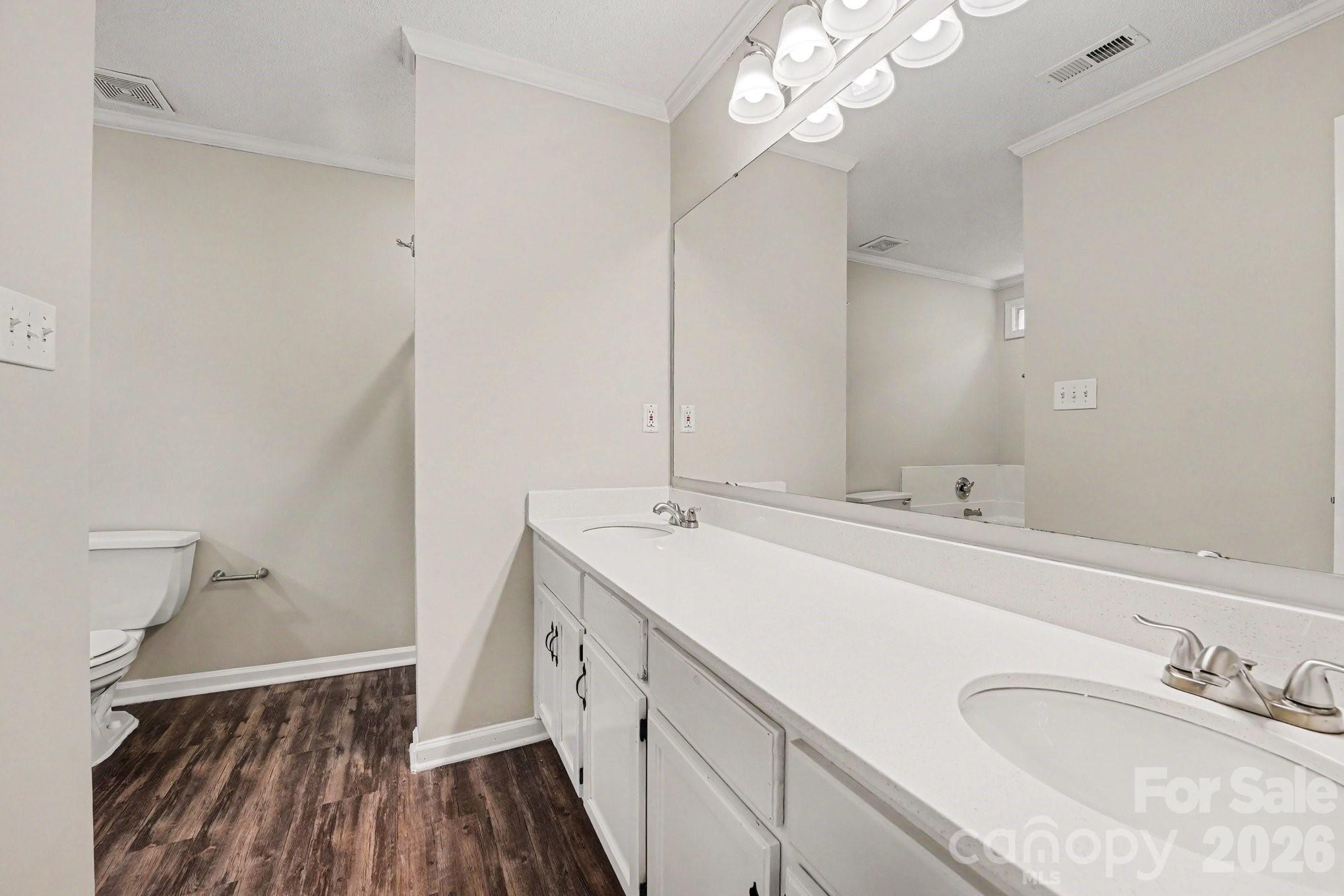 4106 Woodbury Terrace Property Photo 11