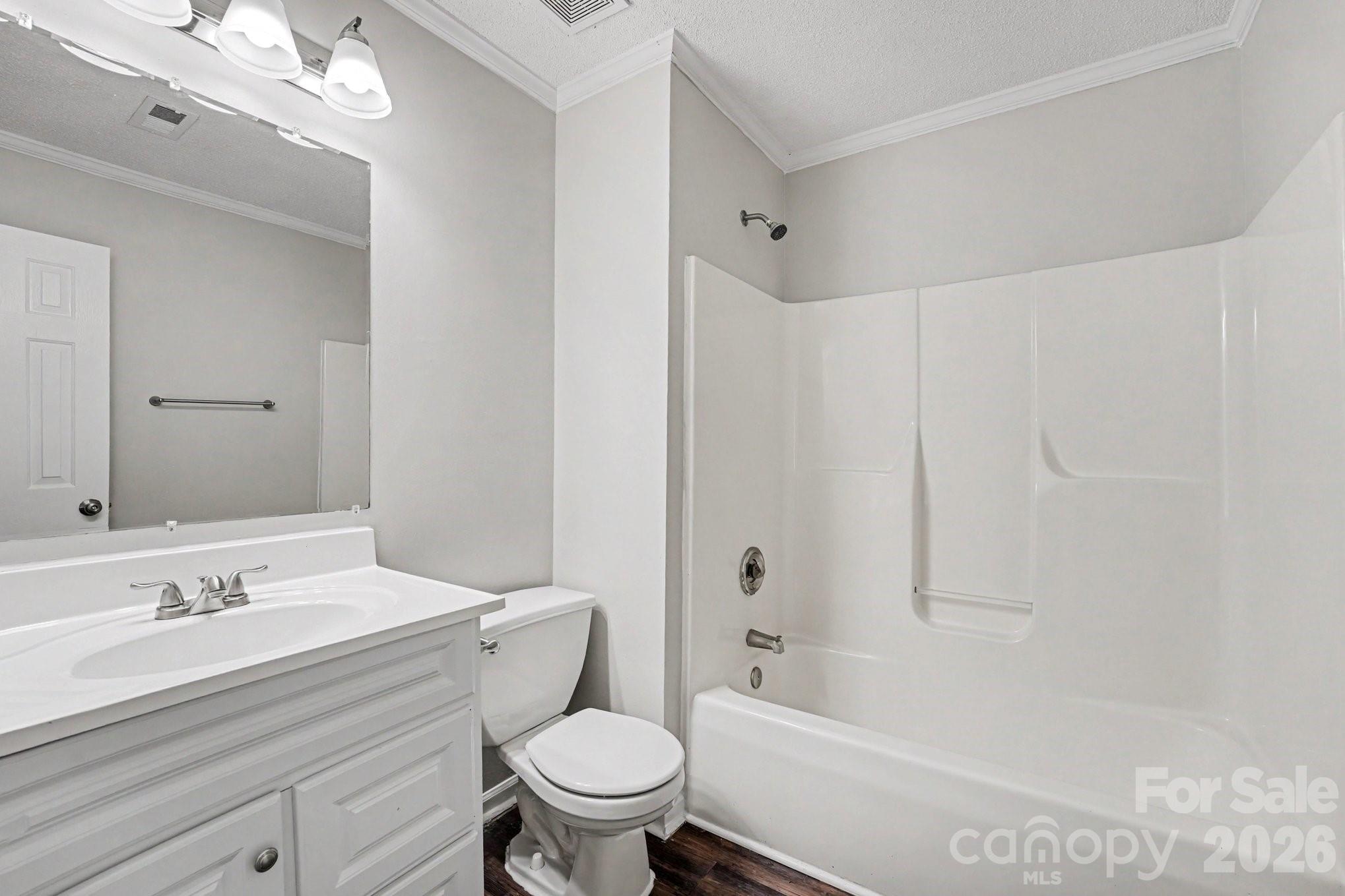 4106 Woodbury Terrace Property Photo 13