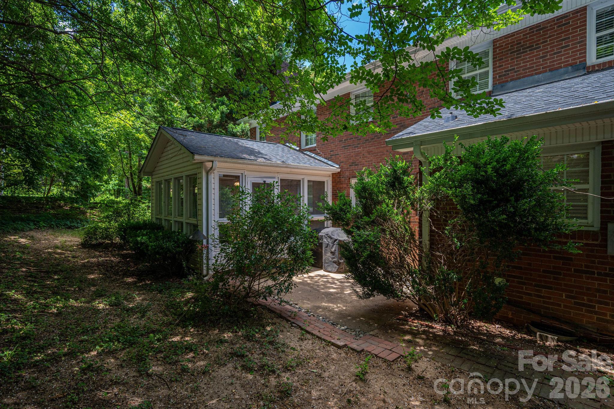 1308 Dumbarton Road Property Photo 43