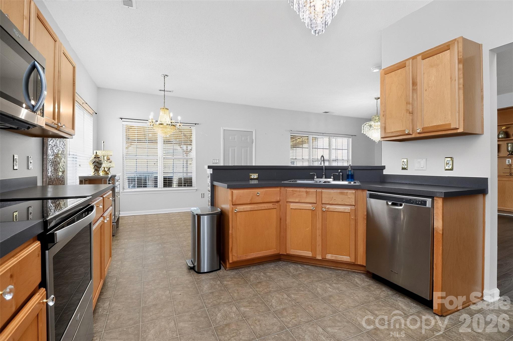 7613 Deluca Drive Property Photo 13
