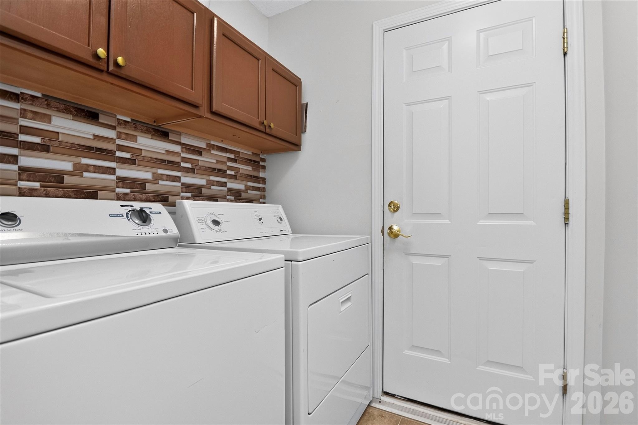 7613 Deluca Drive Property Photo 24