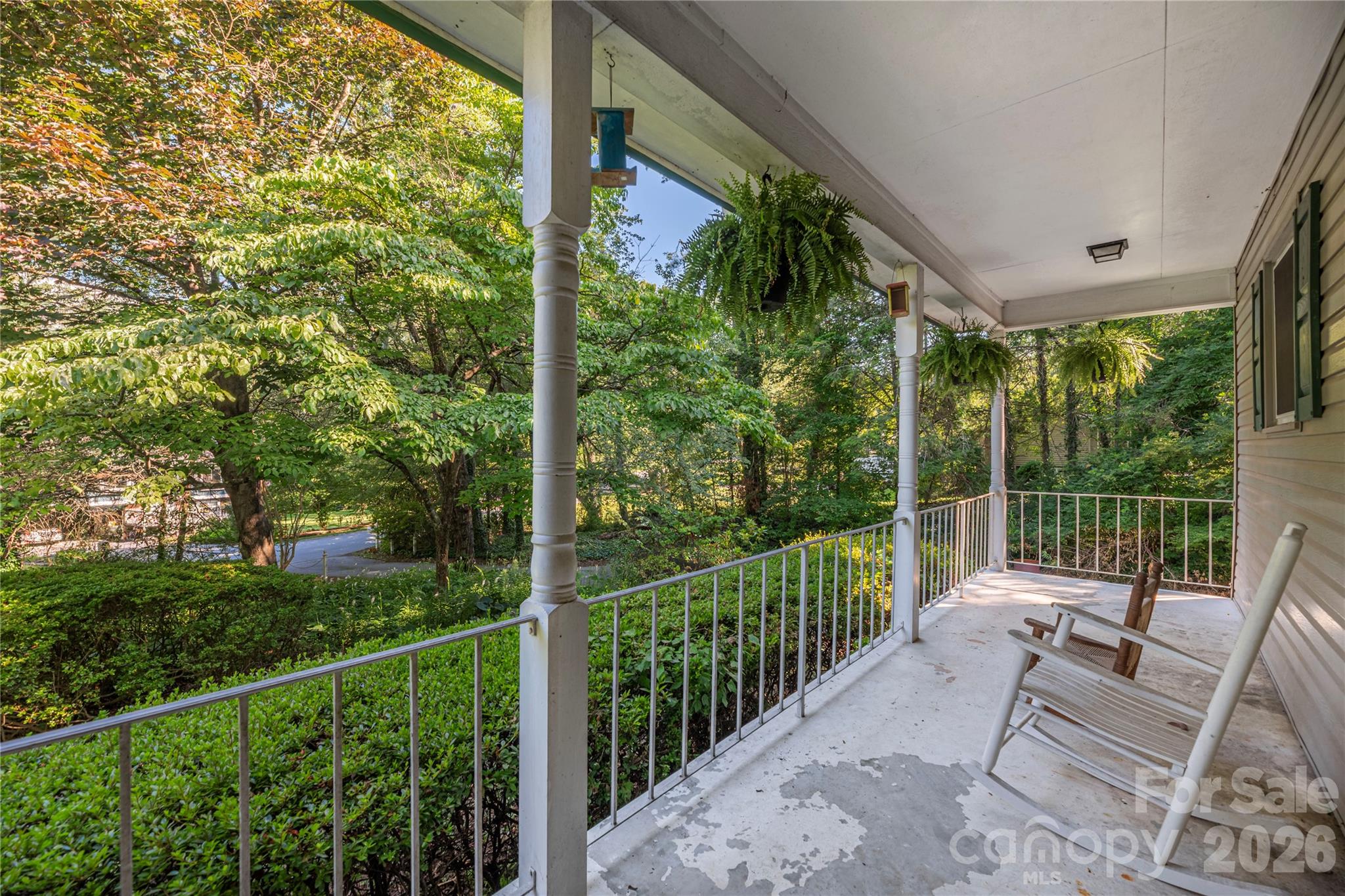 142 Whisperwood Drive 19 Property Photo 3