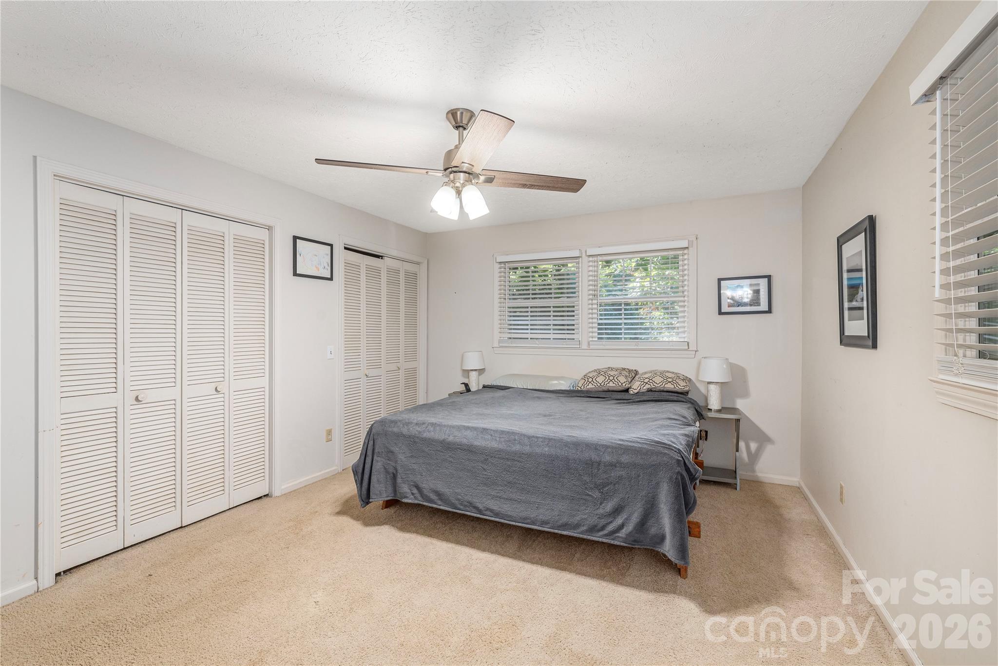 142 Whisperwood Drive 19 Property Photo 10