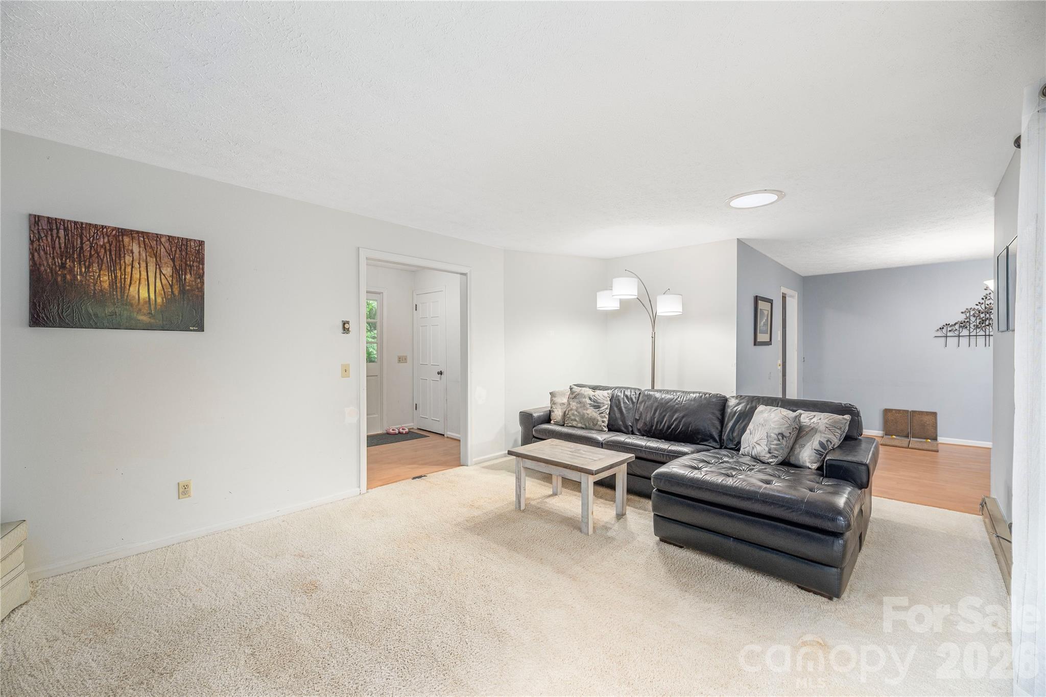 142 Whisperwood Drive 19 Property Photo 13