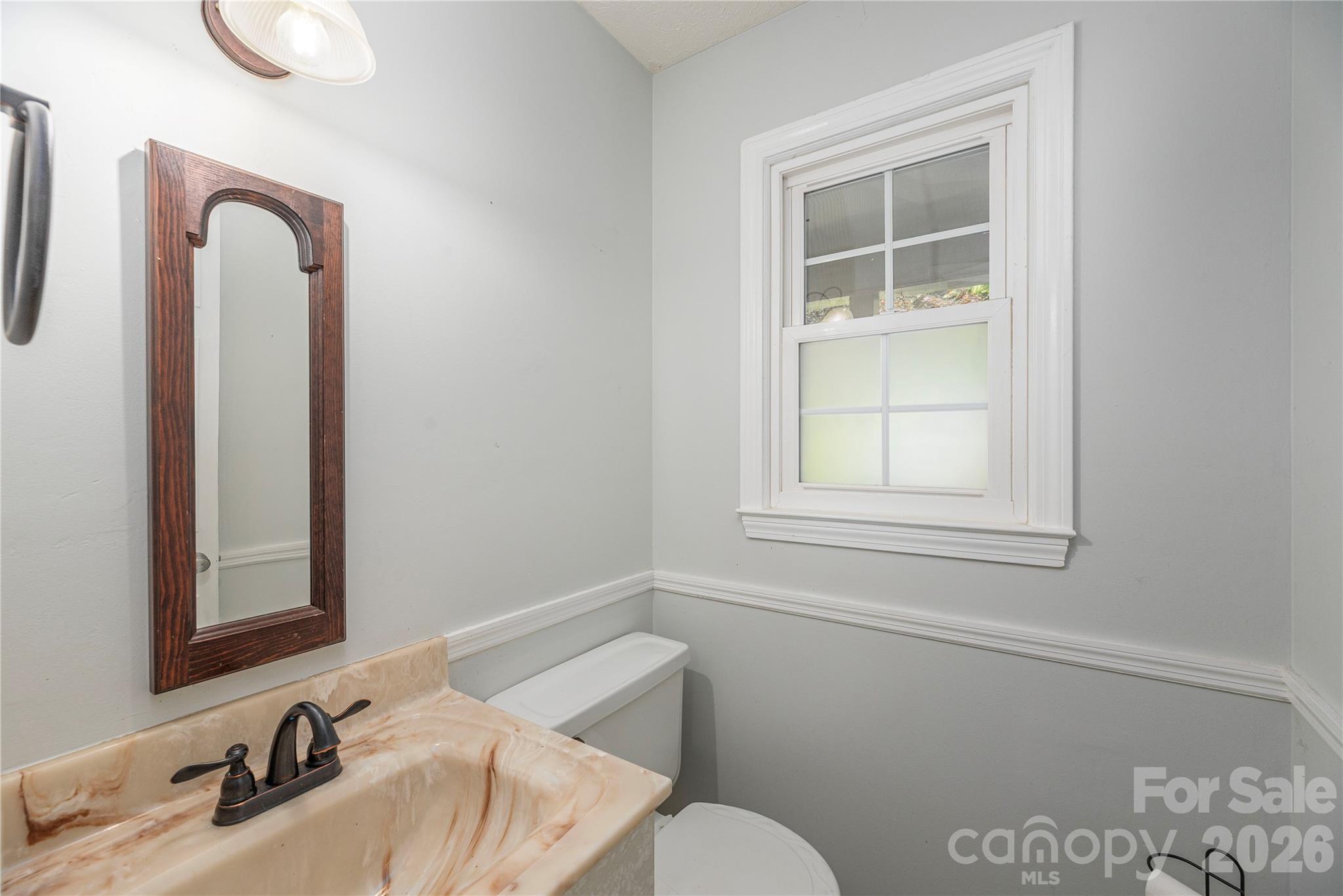 142 Whisperwood Drive 19 Property Photo 17