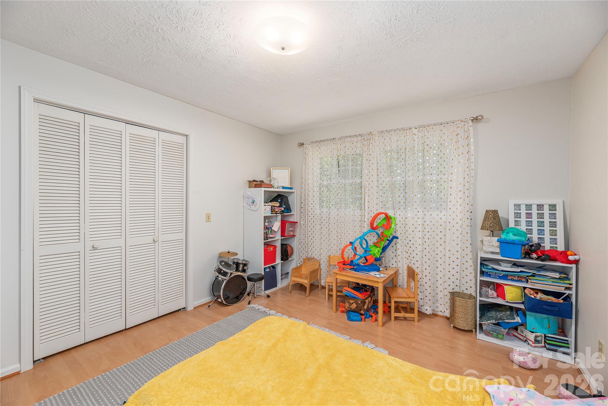 142 Whisperwood Drive 19 Property Photo 18