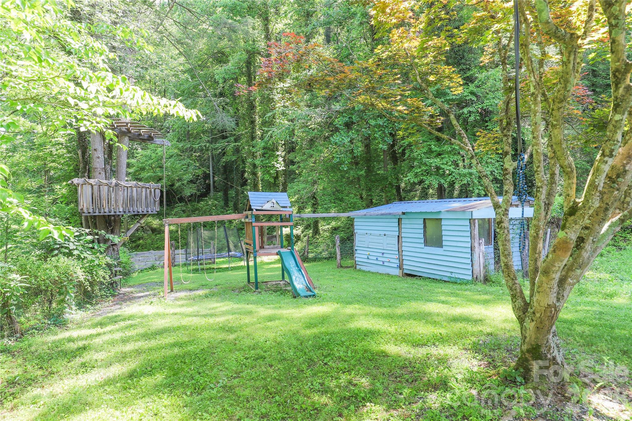 435 Mountain Cove Road Property Photo 5