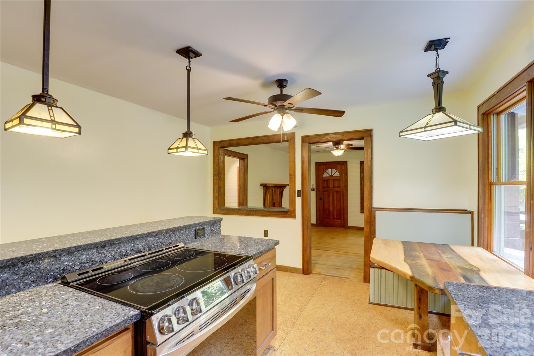 435 Mountain Cove Road Property Photo 15