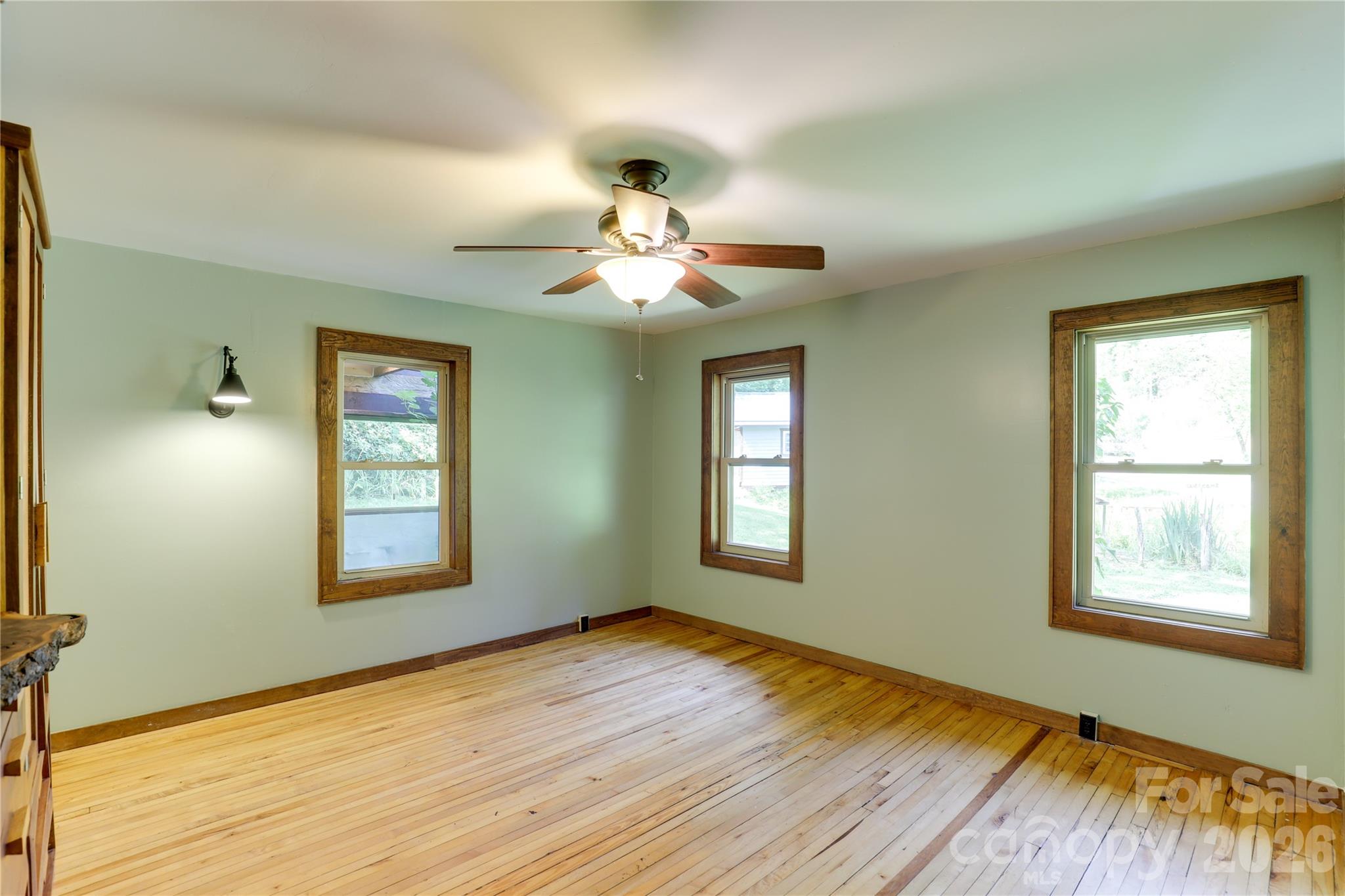 435 Mountain Cove Road Property Photo 19