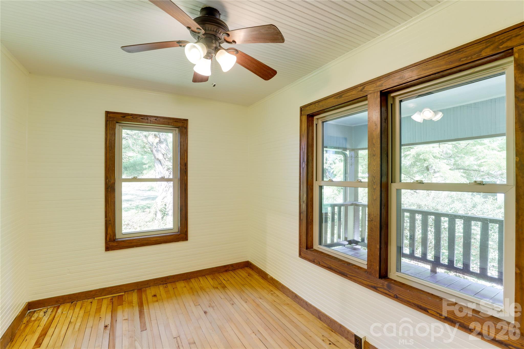 435 Mountain Cove Road Property Photo 24