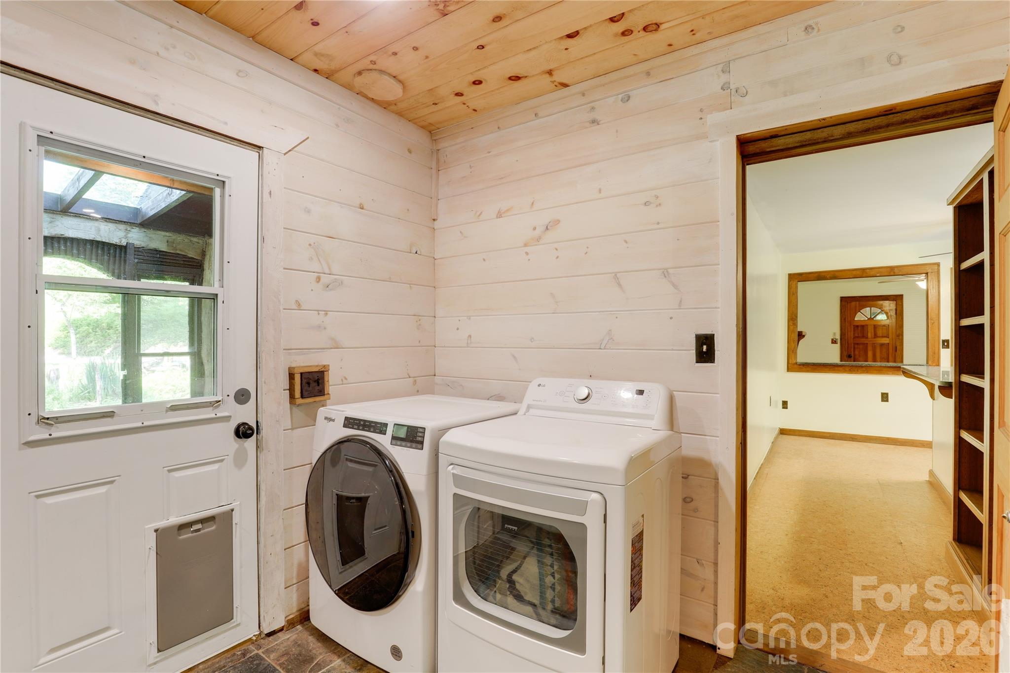 435 Mountain Cove Road Property Photo 26
