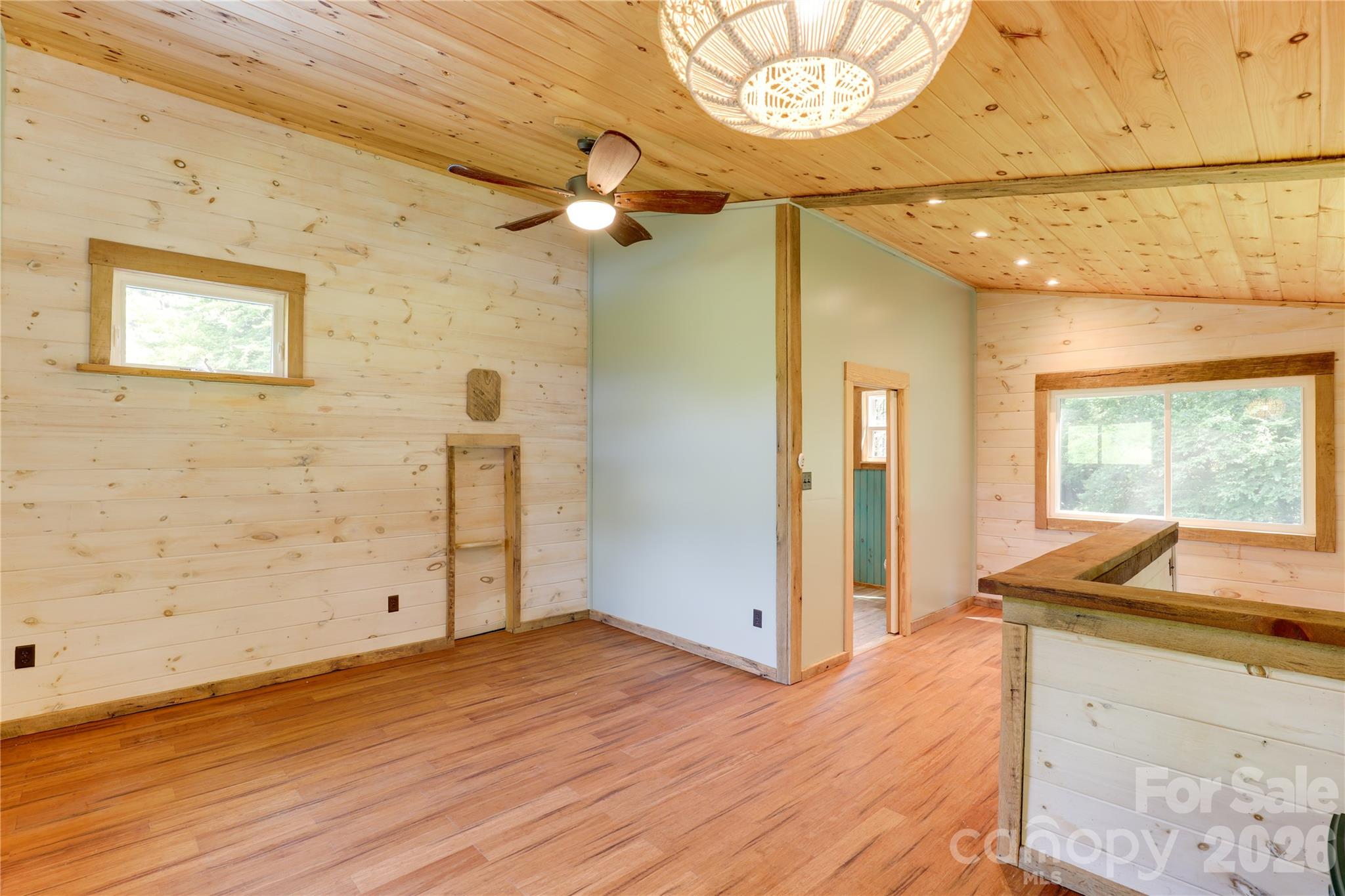 435 Mountain Cove Road Property Photo 28