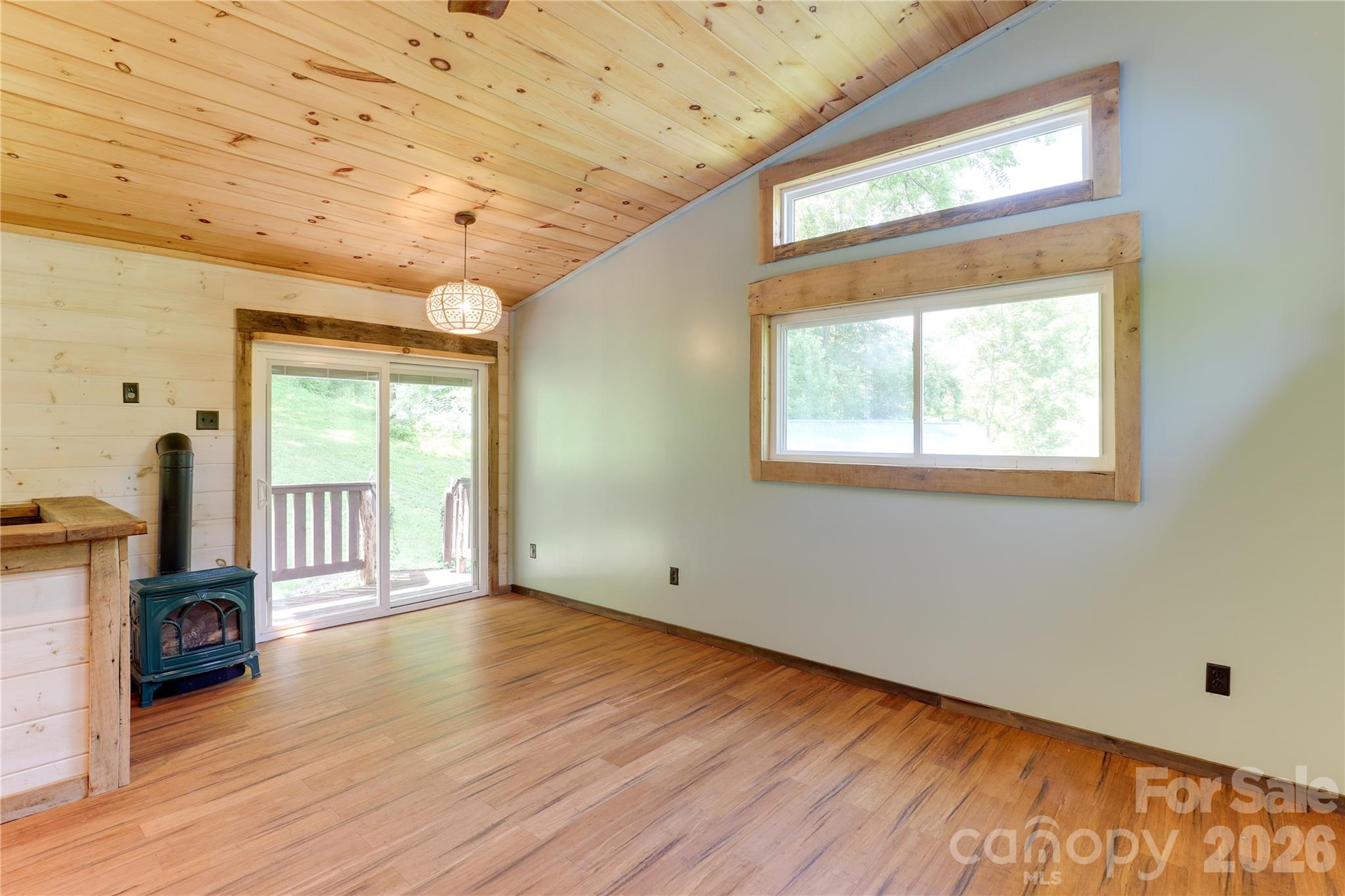 435 Mountain Cove Road Property Photo 30