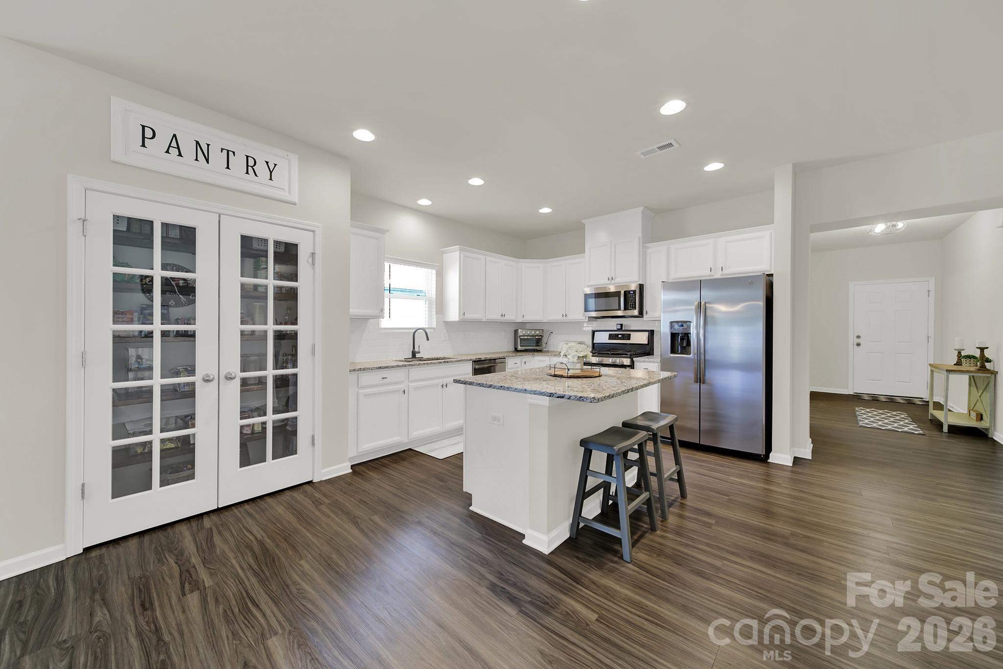 191 Willow Valley Drive Property Photo 4