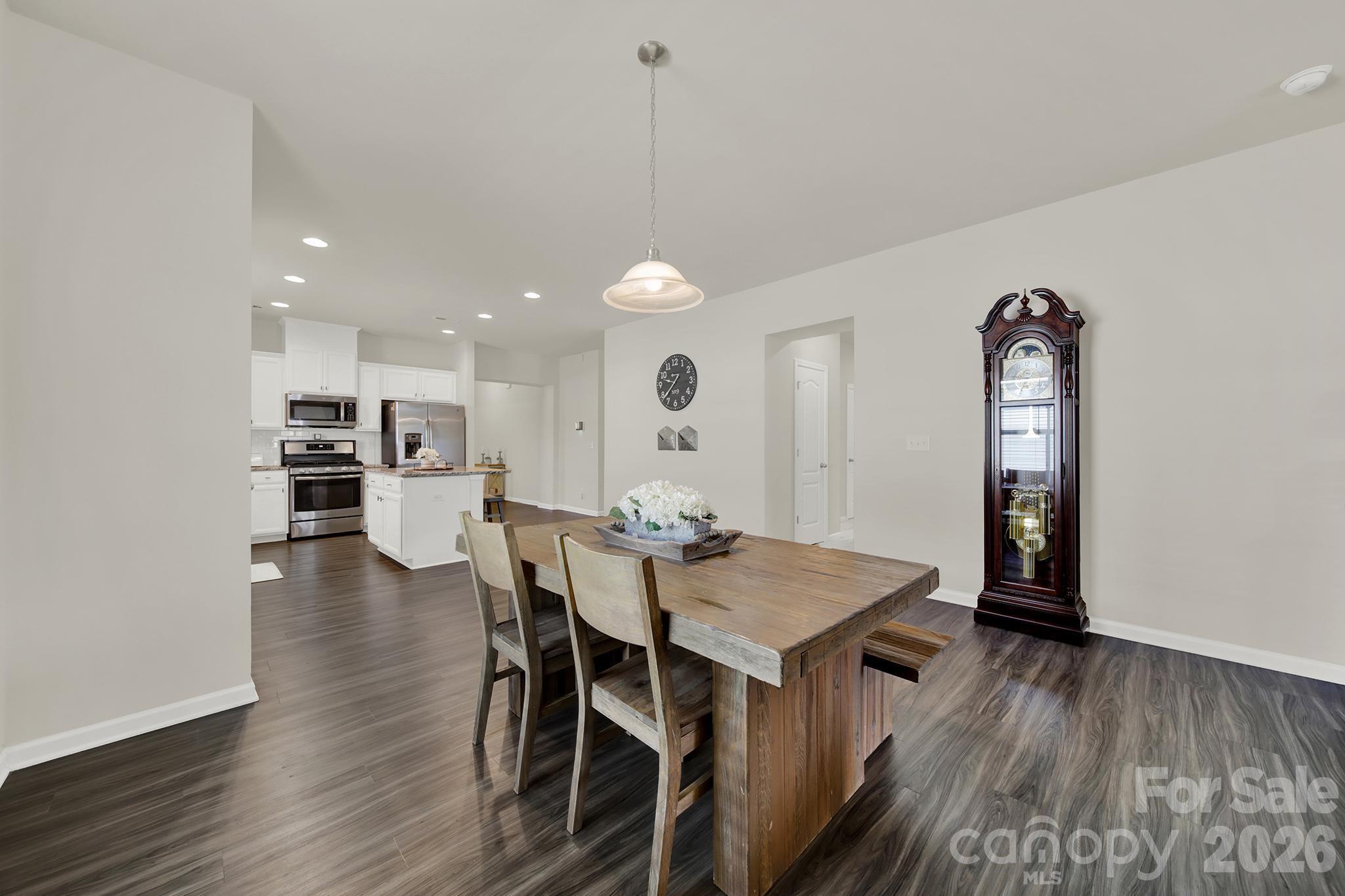 191 Willow Valley Drive Property Photo 8