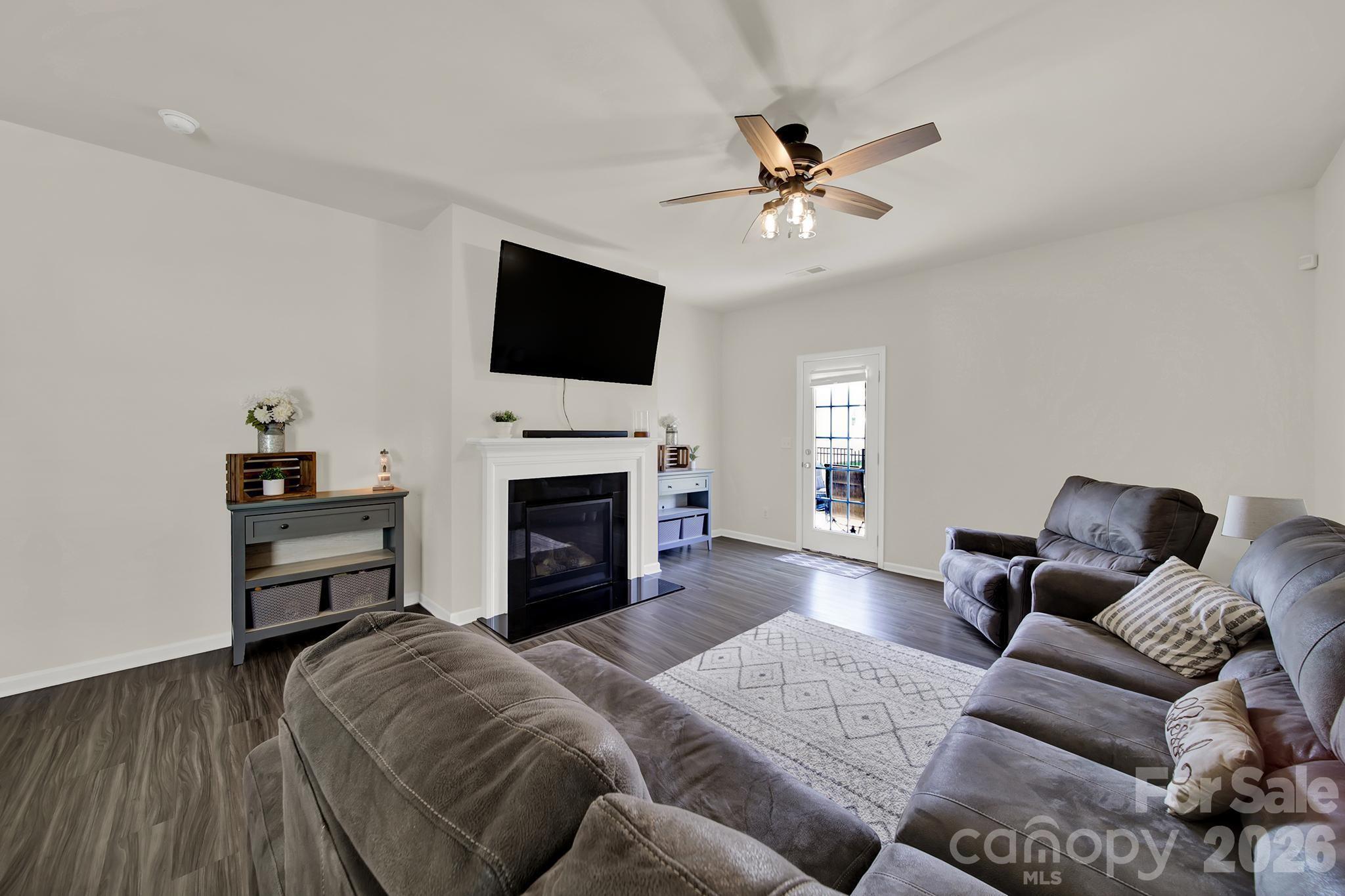191 Willow Valley Drive Property Photo 9
