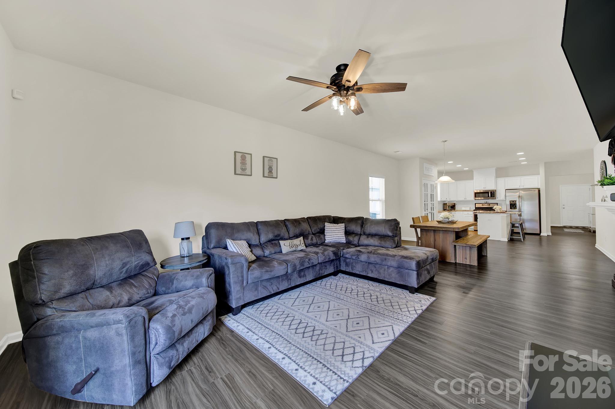 191 Willow Valley Drive Property Photo 10
