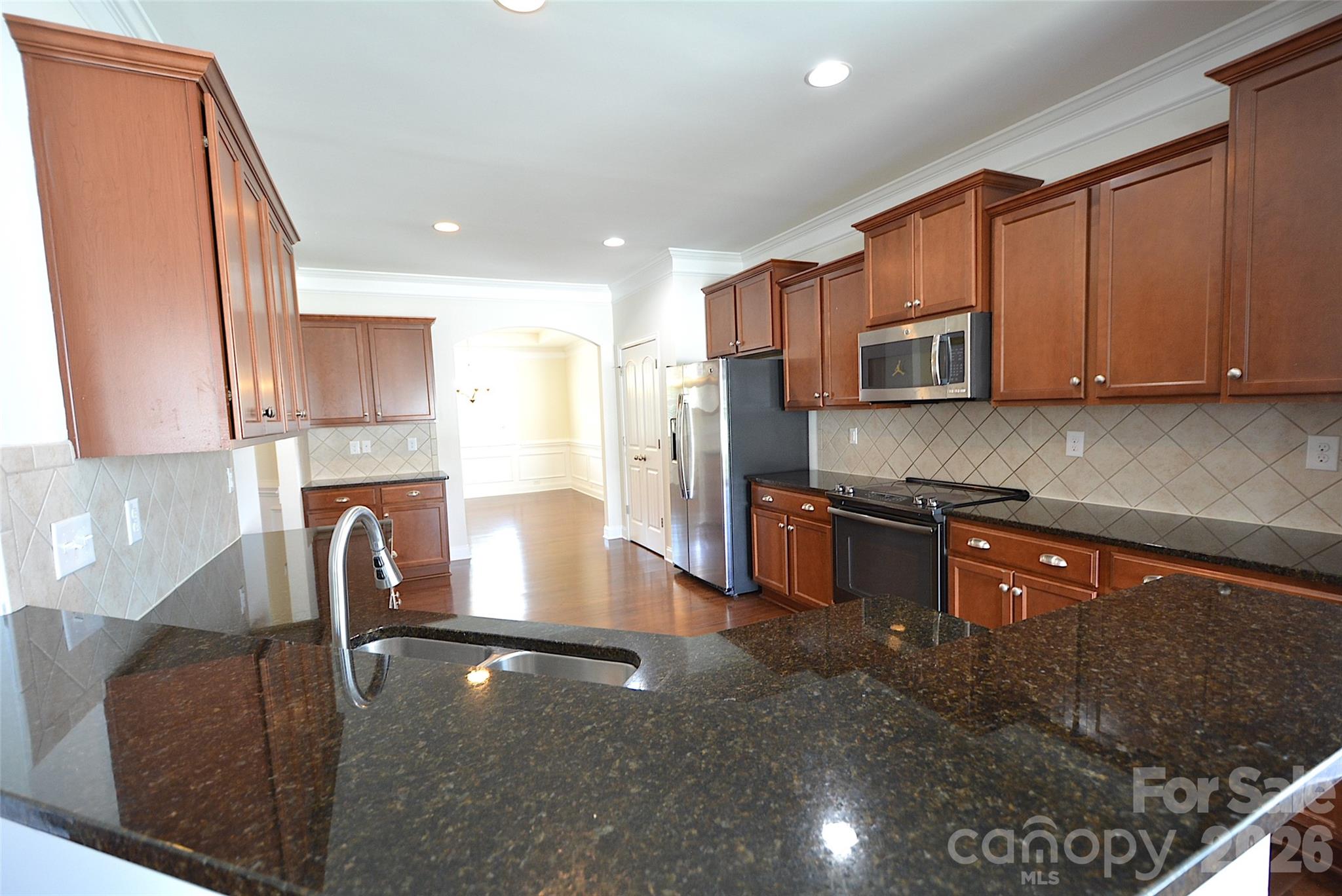5825 Pepperpike Way 212 Property Photo 9