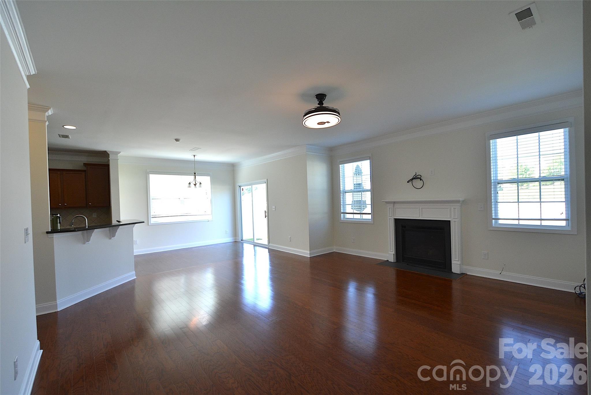 5825 Pepperpike Way 212 Property Photo 11