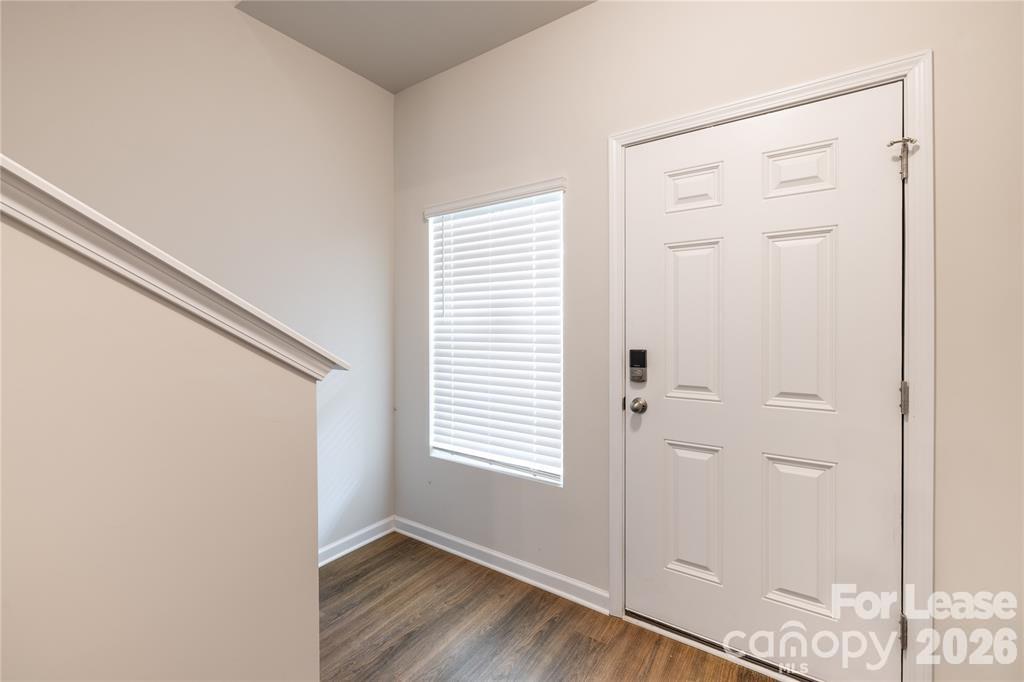 142 S Bell Avenue Property Photo 5