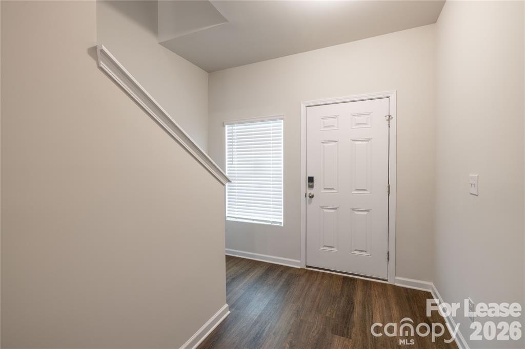 142 S Bell Avenue Property Photo 6