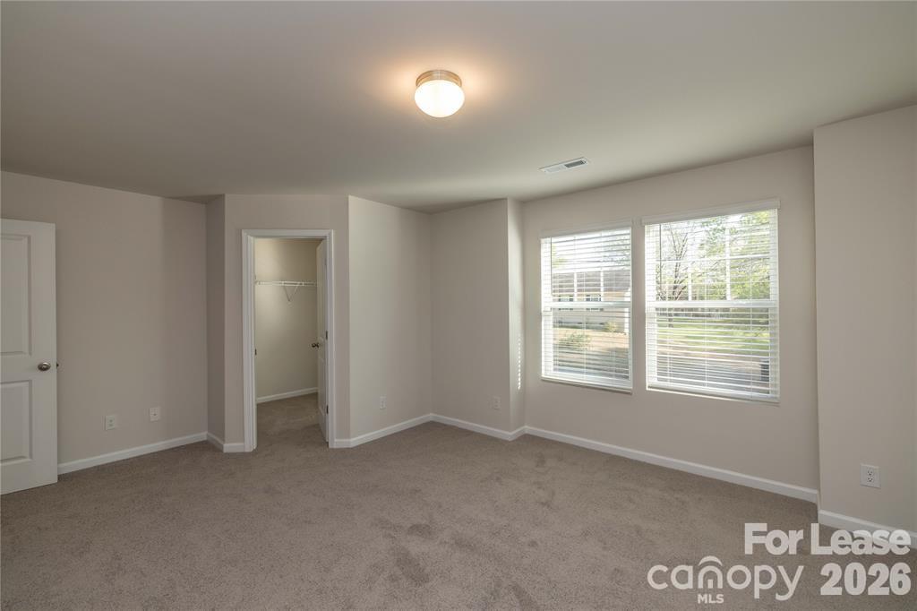 142 S Bell Avenue Property Photo 26
