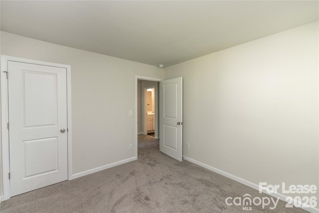 142 S Bell Avenue Property Photo 35