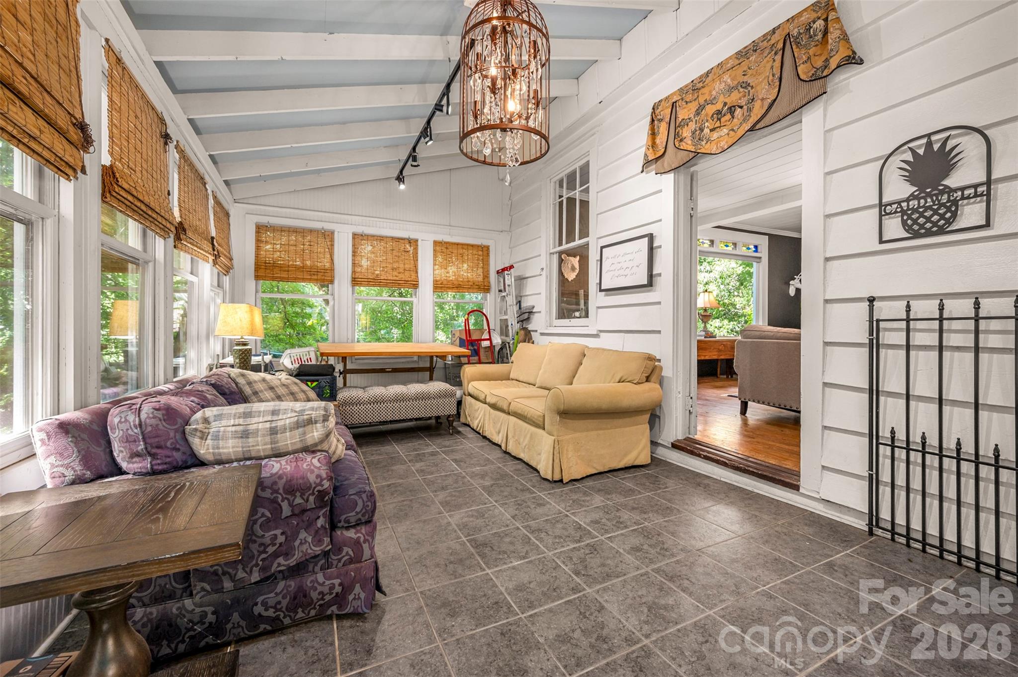 415 E Lakeshore Drive Property Photo 11