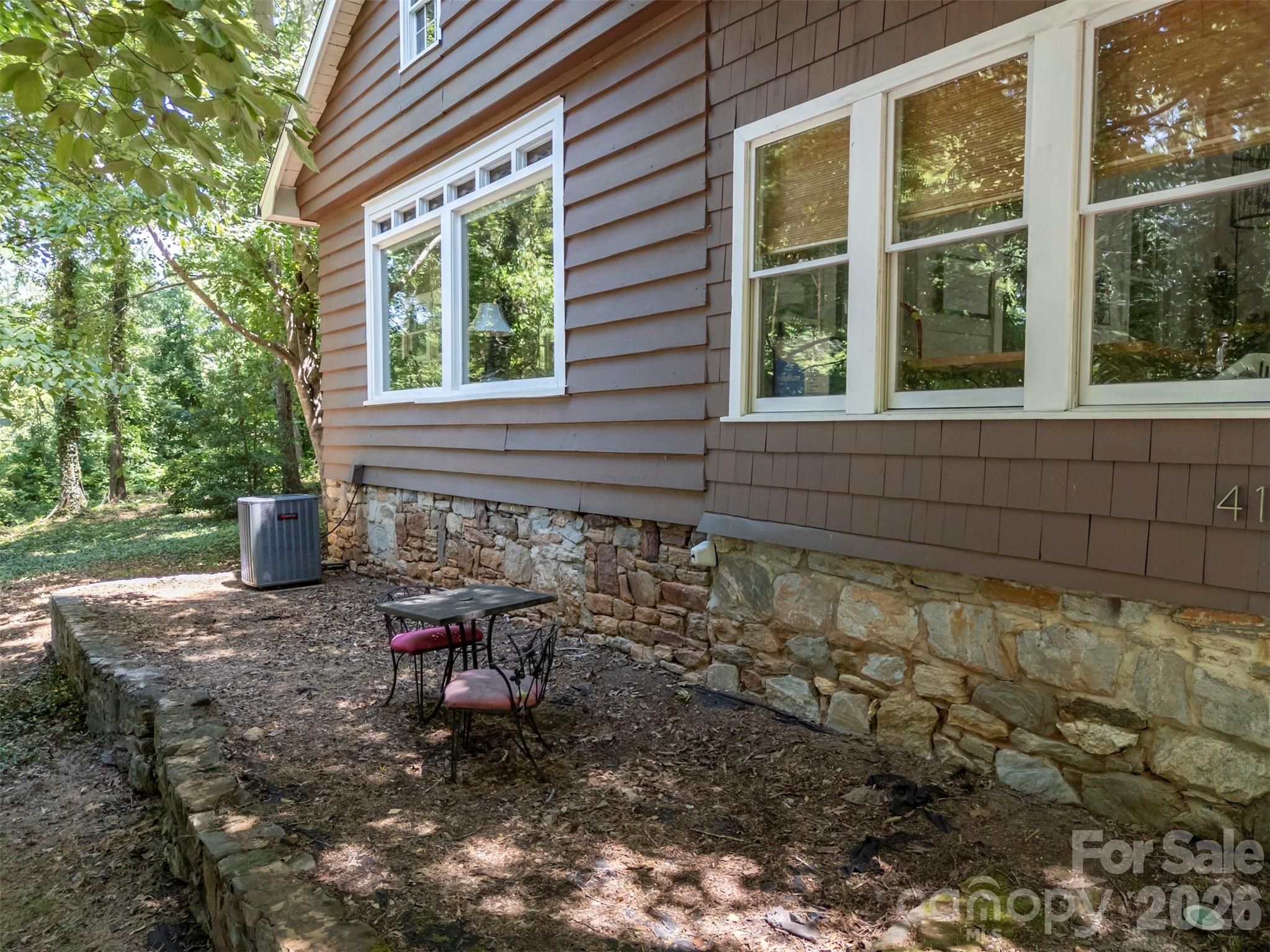 415 E Lakeshore Drive Property Photo 31