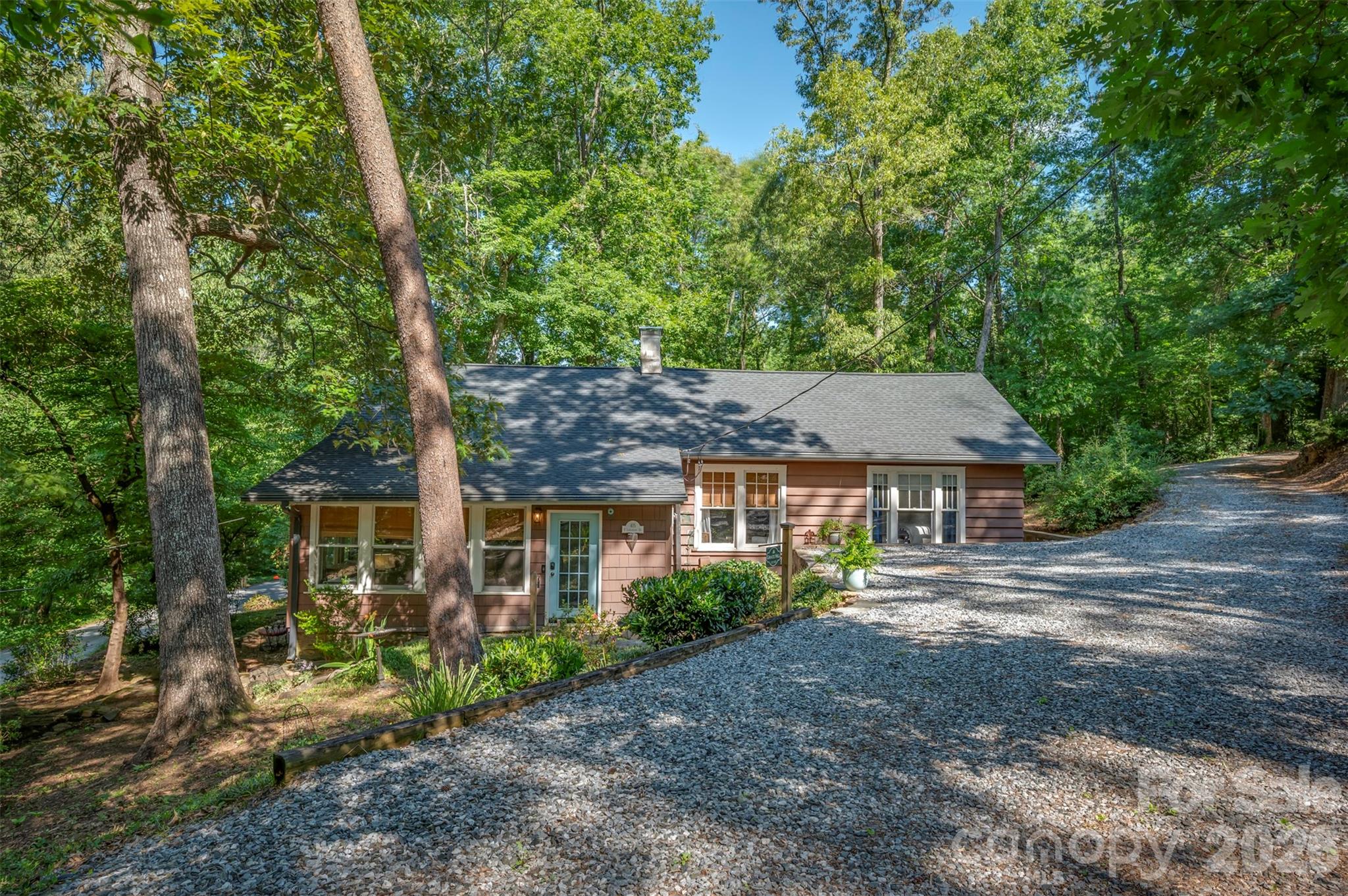 415 E Lakeshore Drive Property Photo 45