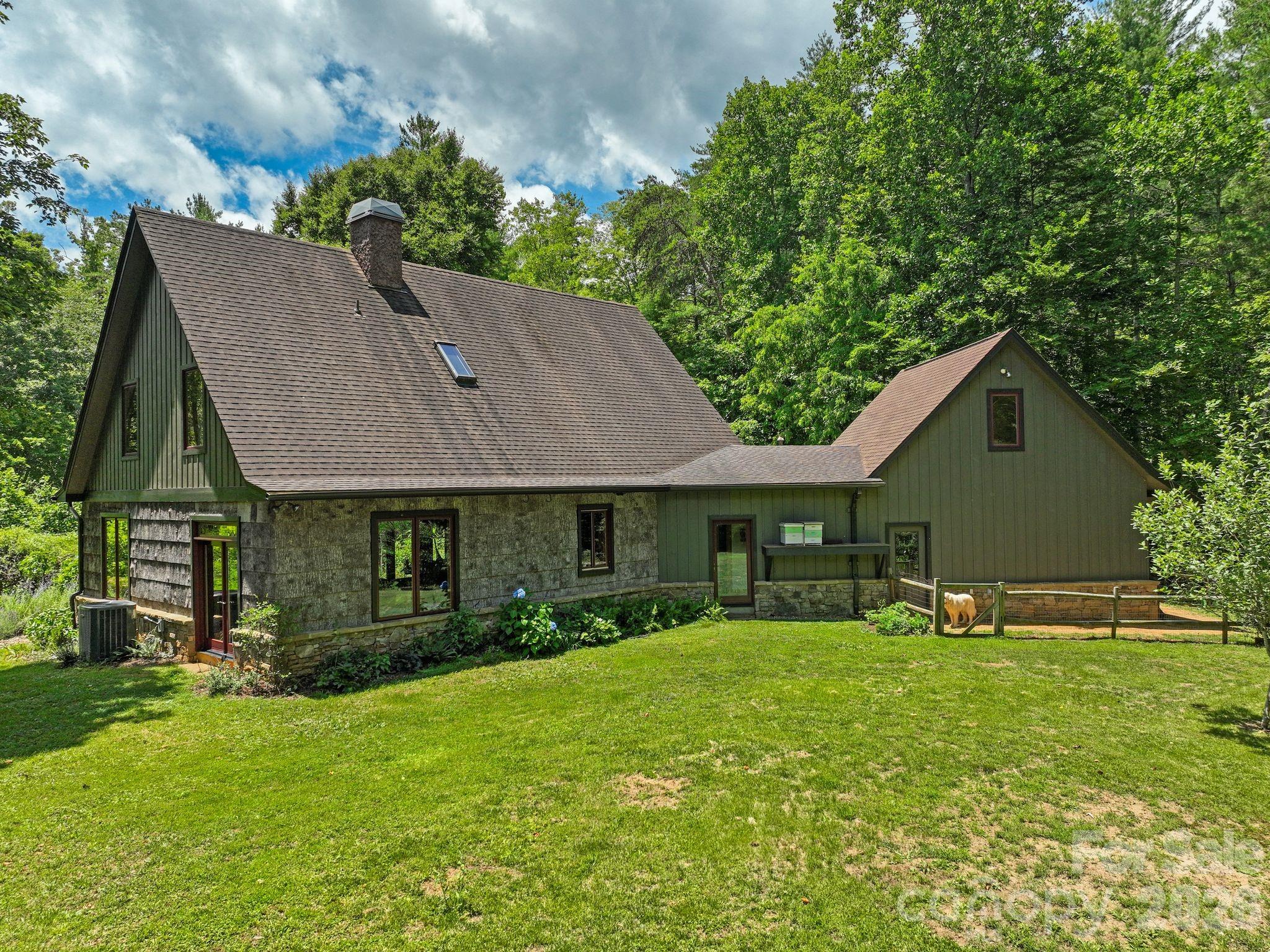 24 Merriwood Trail Property Photo 6