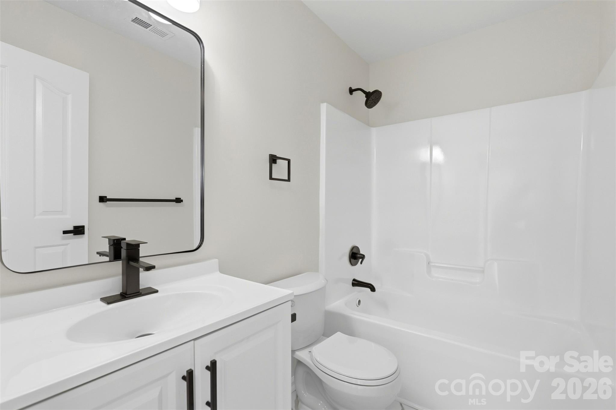 7593 Bluff Point Lane Property Photo 22