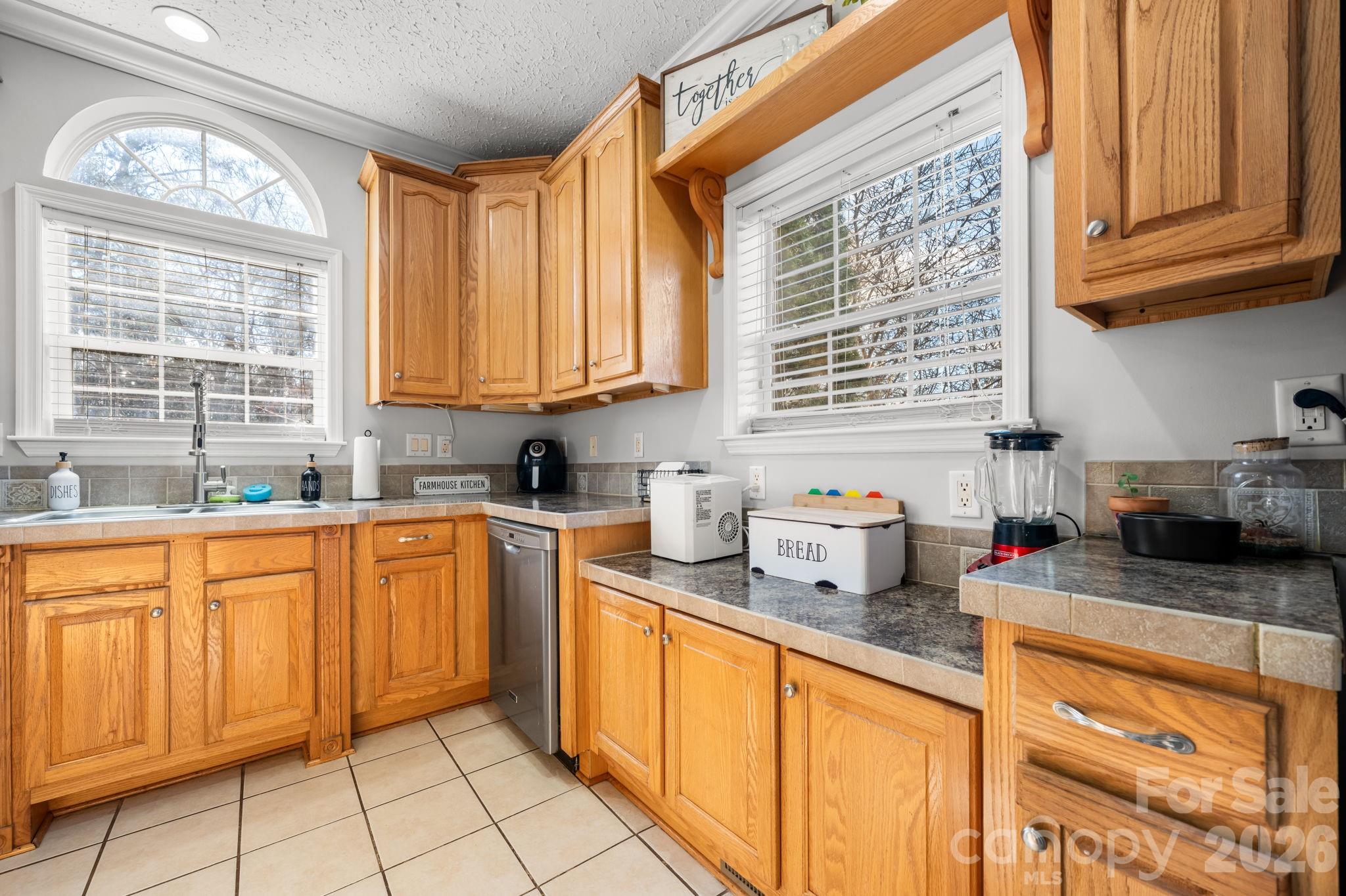 2533 Lail Road Property Photo 6