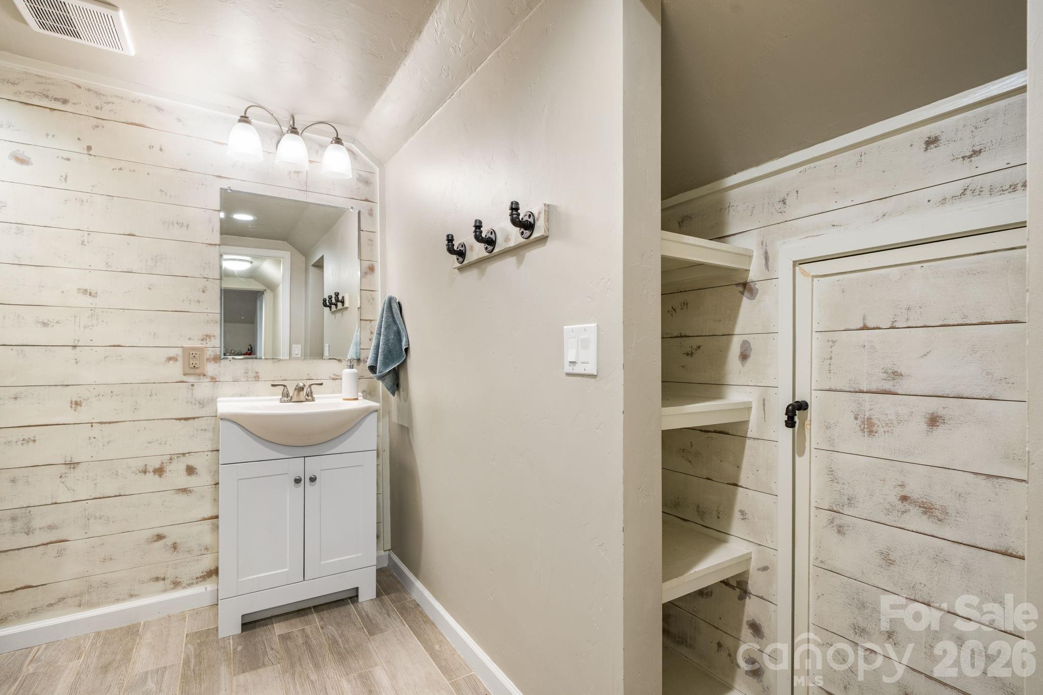 2533 Lail Road Property Photo 22