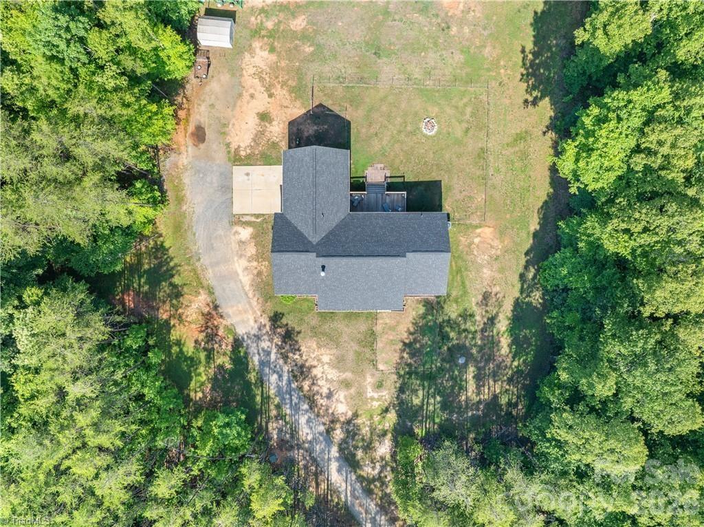 274 Echo Hollar Road Property Photo 7