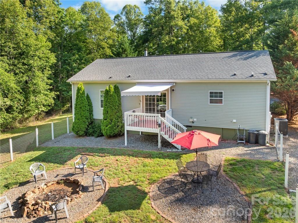 274 Echo Hollar Road Property Photo 16