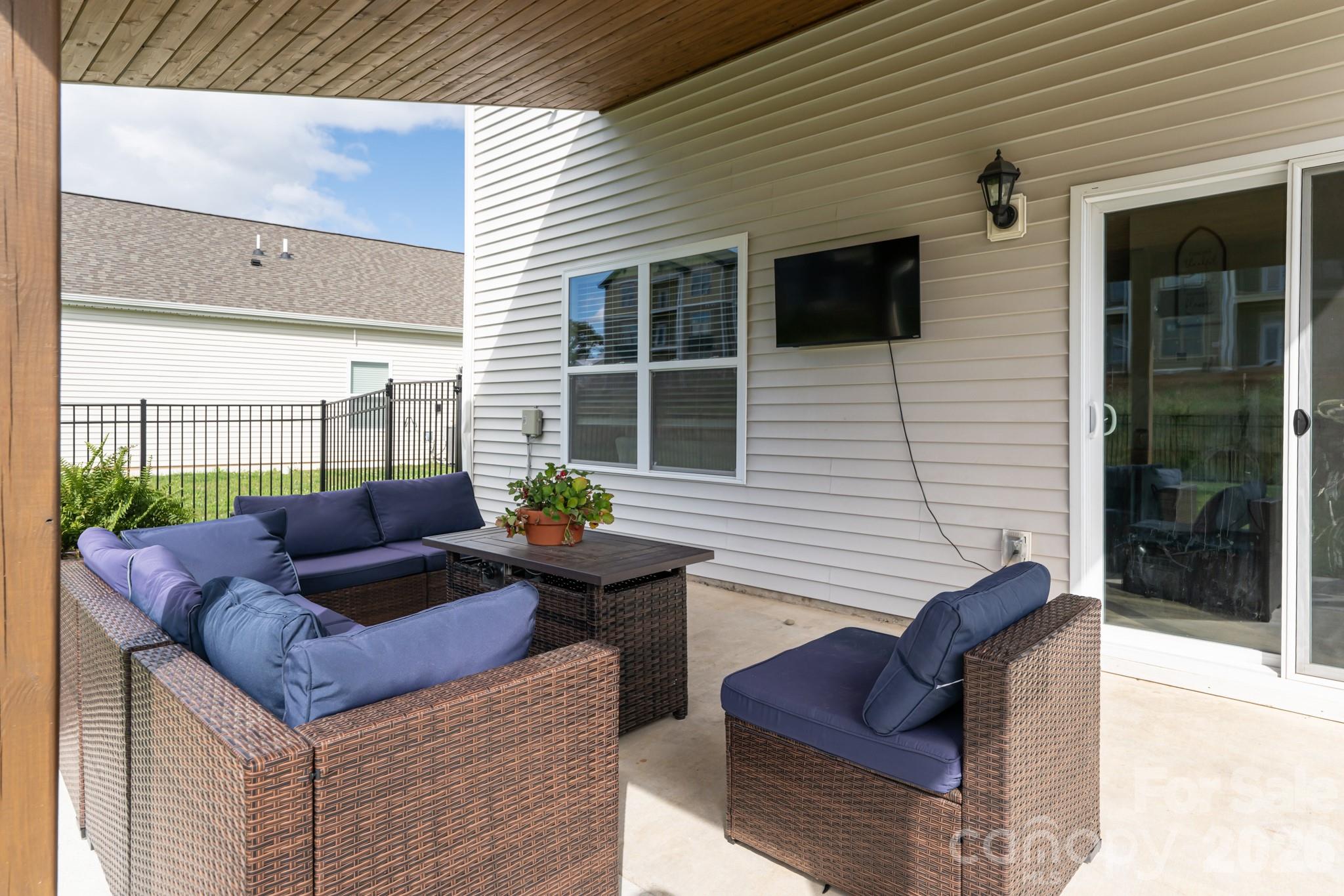 162 Wheatfield Road Property Photo 3