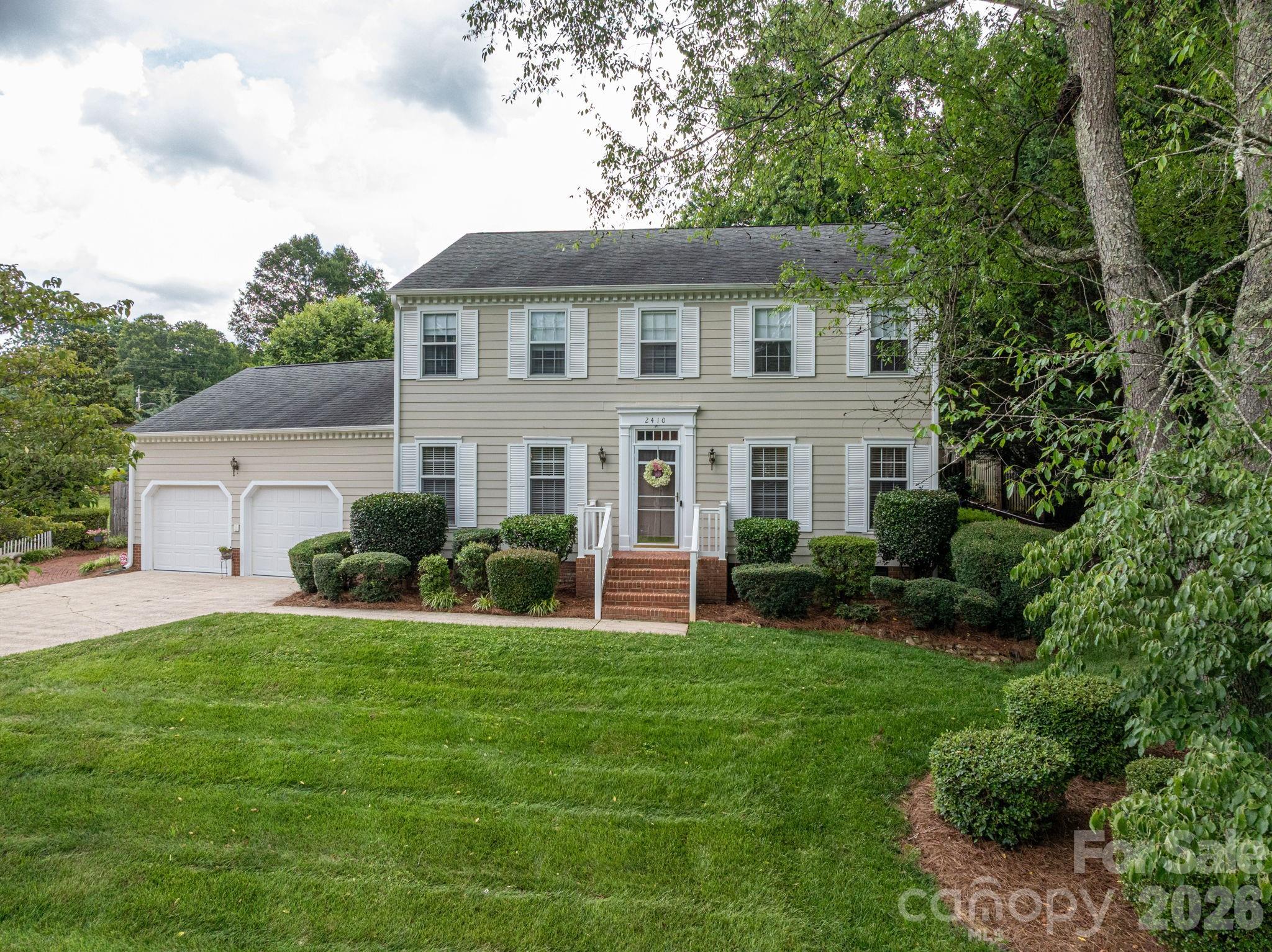2410 Monticello Drive Property Photo 1