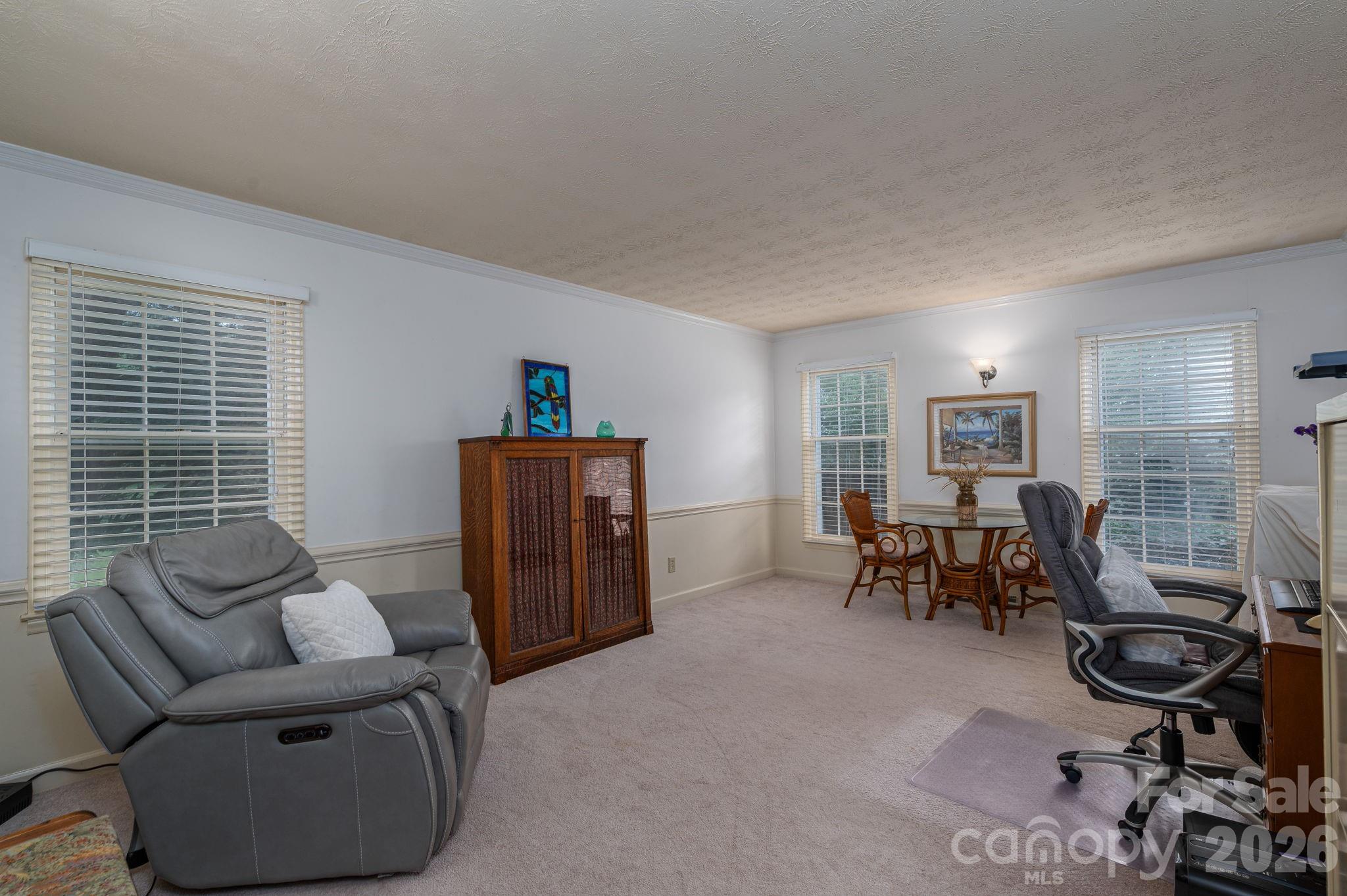 2410 Monticello Drive Property Photo 6