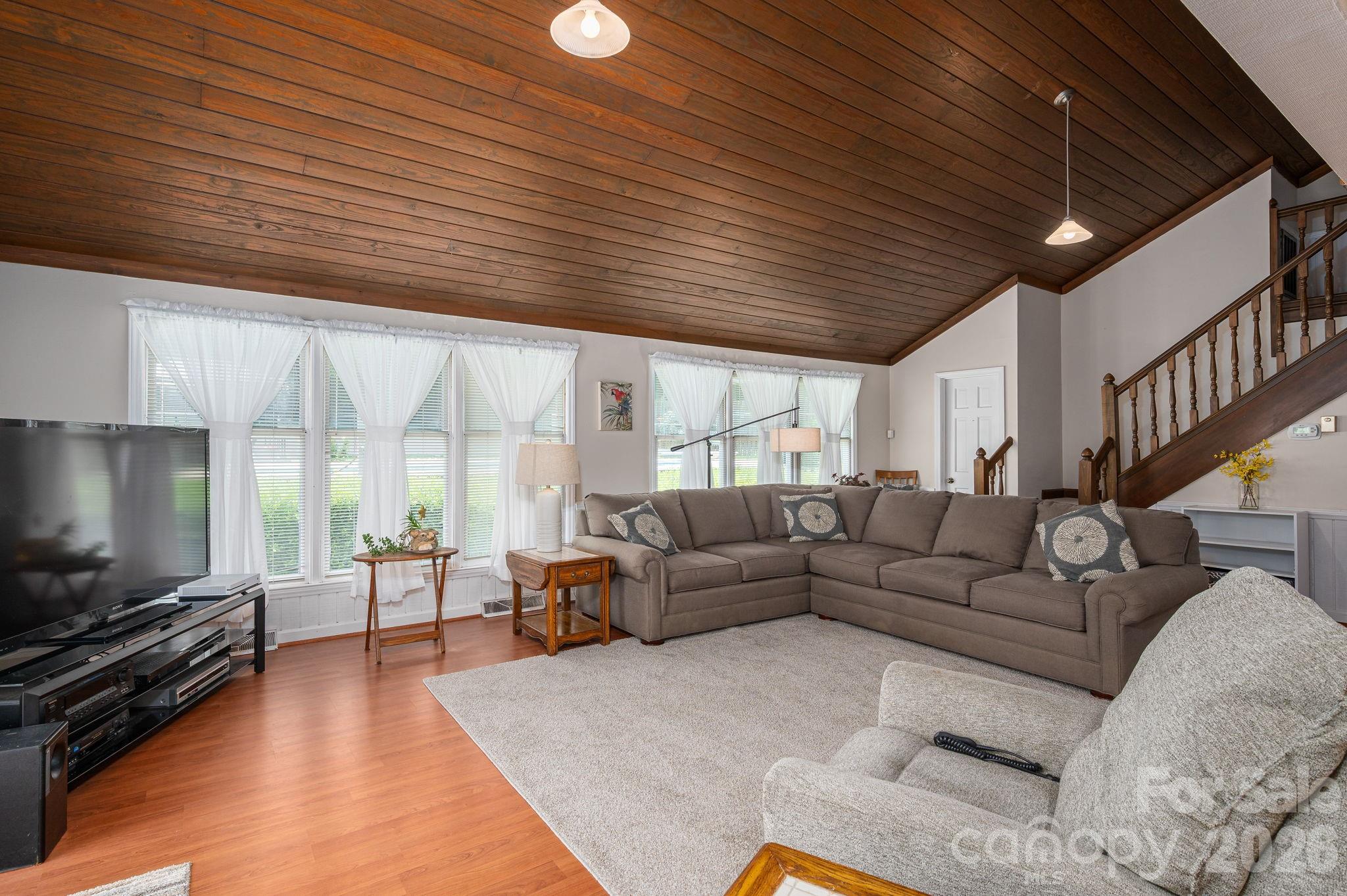 2410 Monticello Drive Property Photo 15