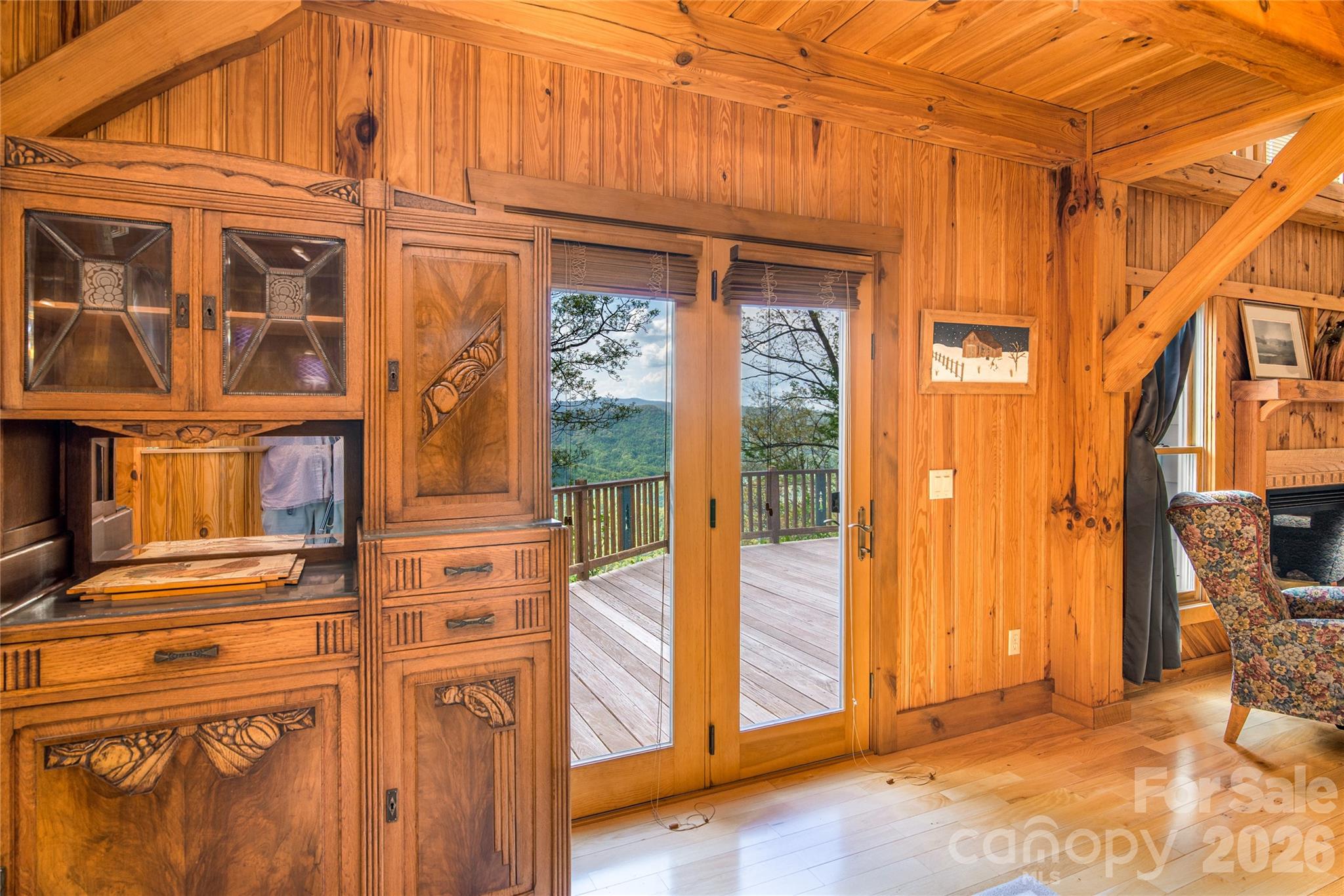 1602 Forest Run Road Property Photo 18
