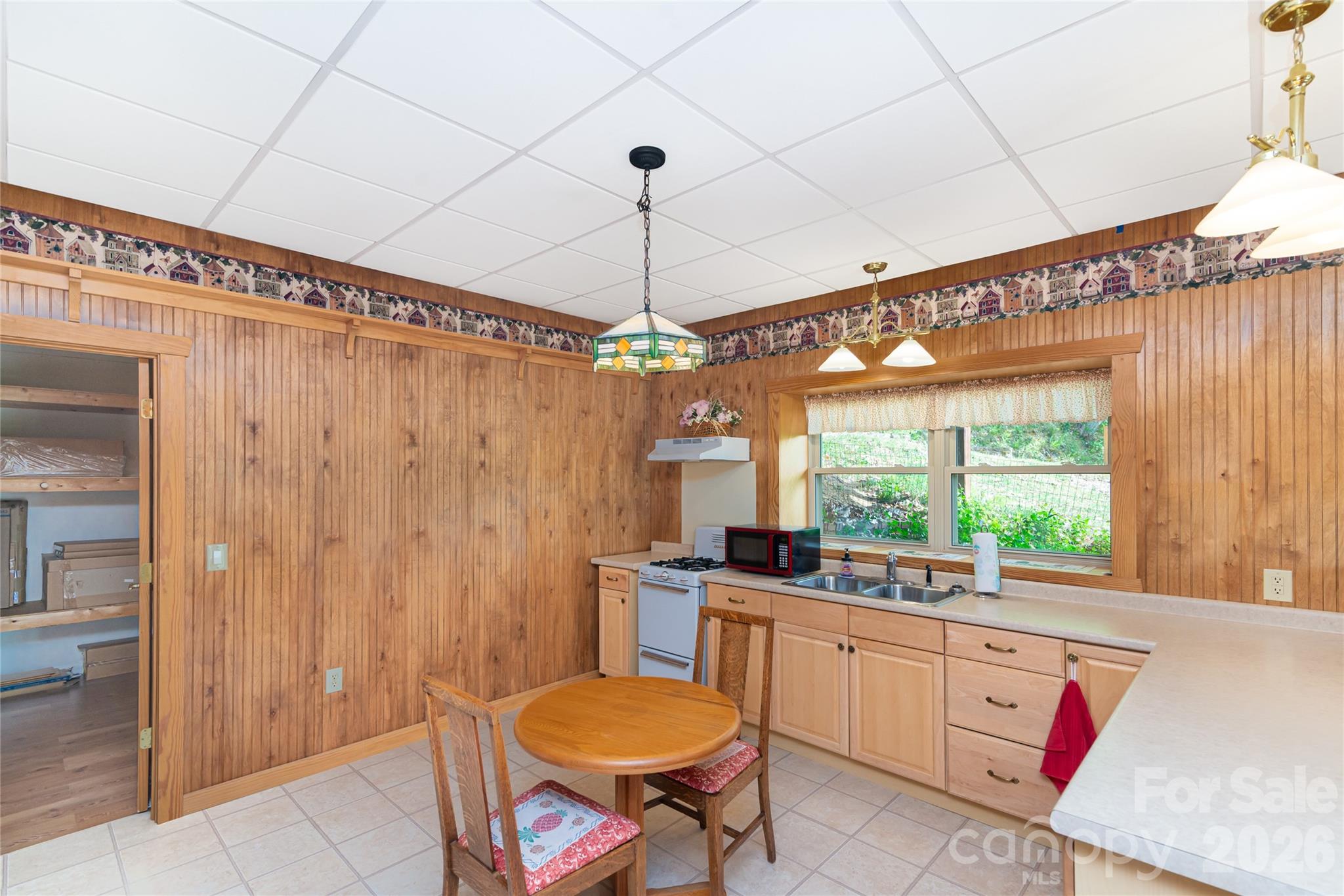 1602 Forest Run Road Property Photo 35