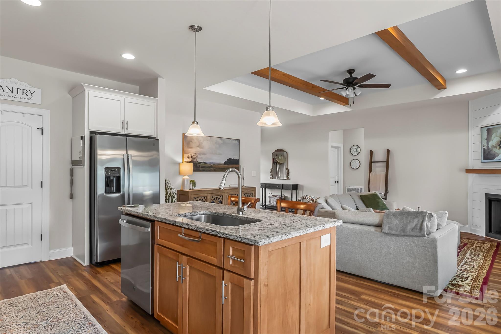 1459 Malden Court Property Photo 4
