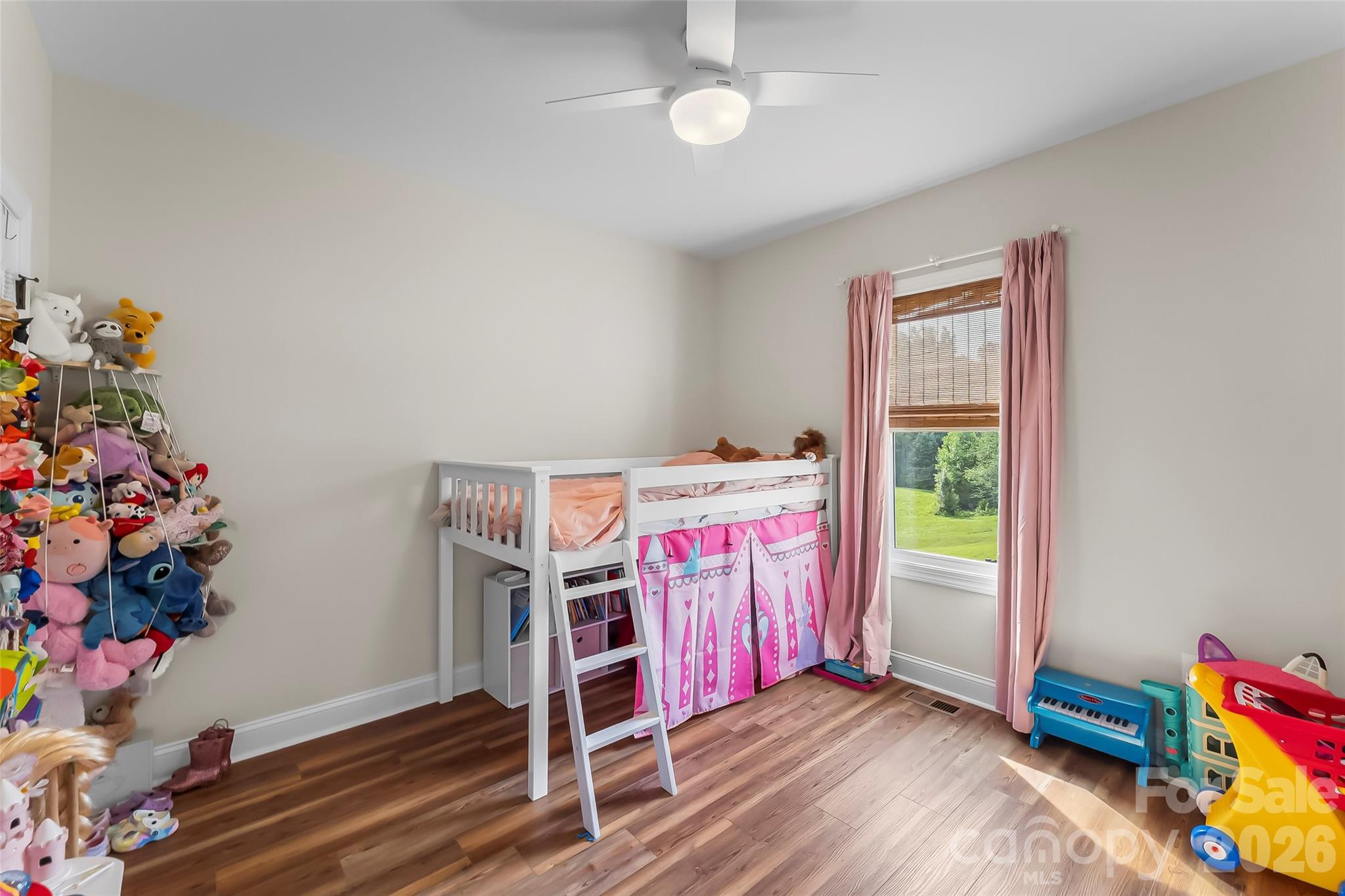 1459 Malden Court Property Photo 17
