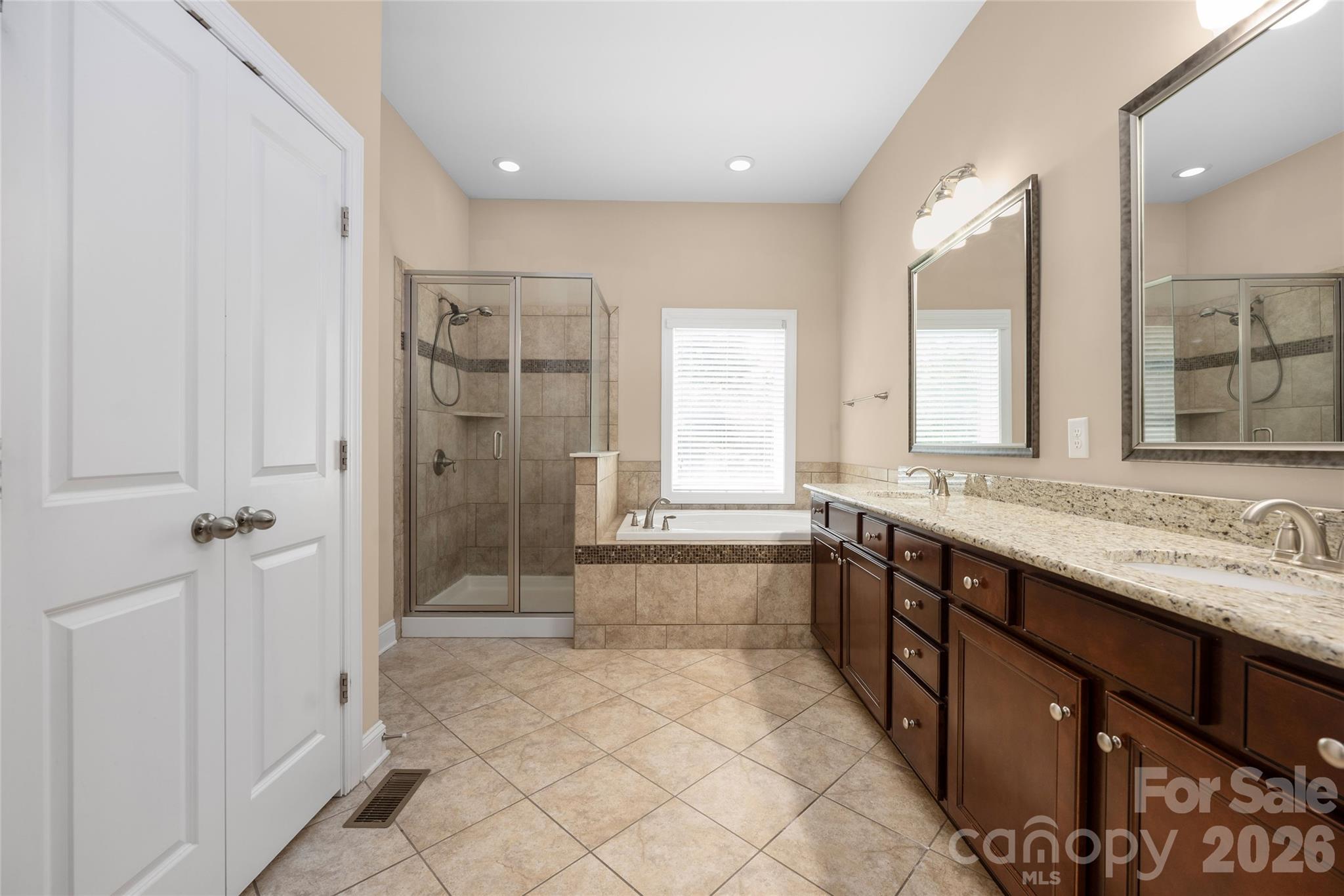 12628 Forrester Avenue Property Photo 20