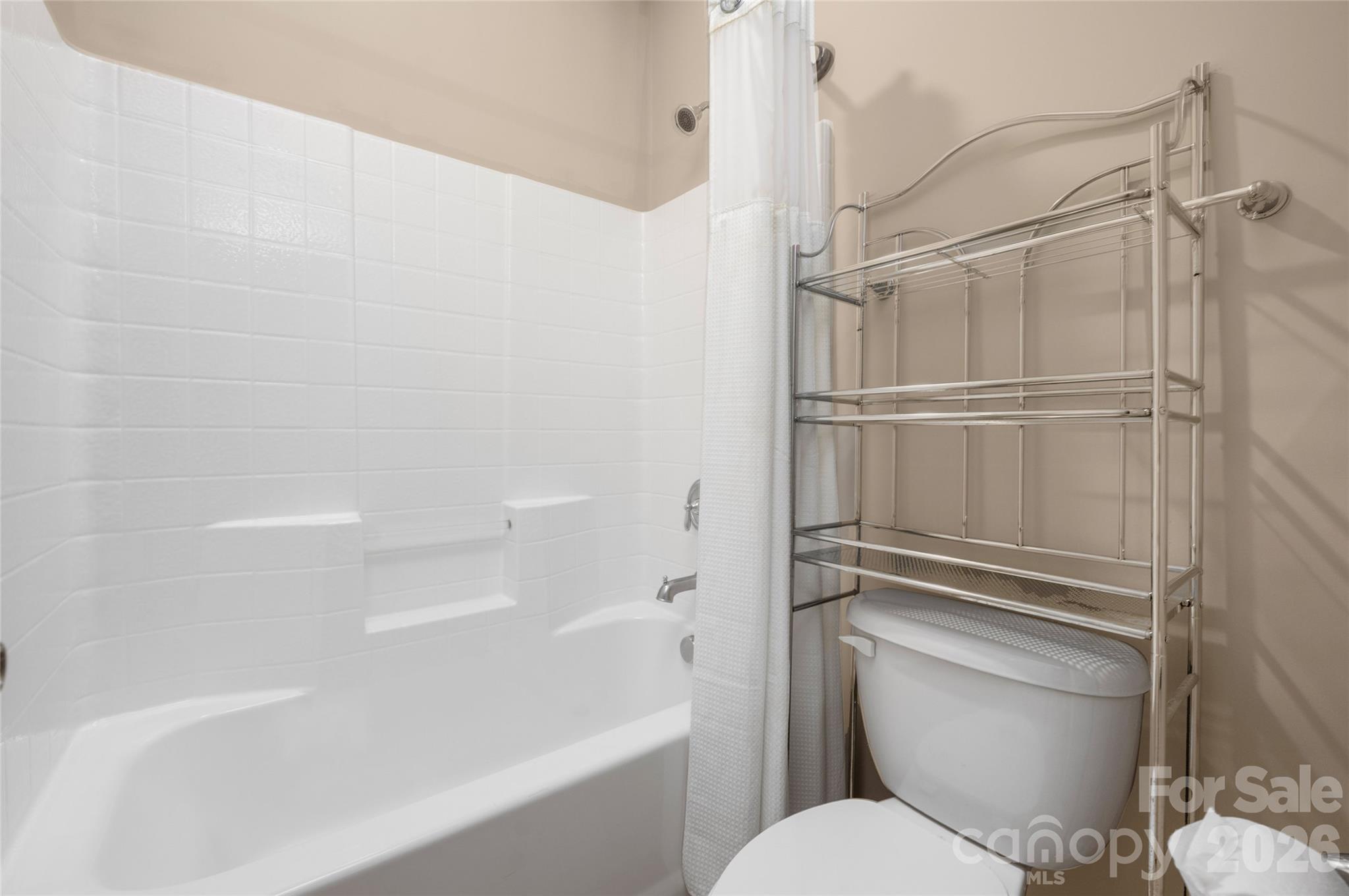 12628 Forrester Avenue Property Photo 32