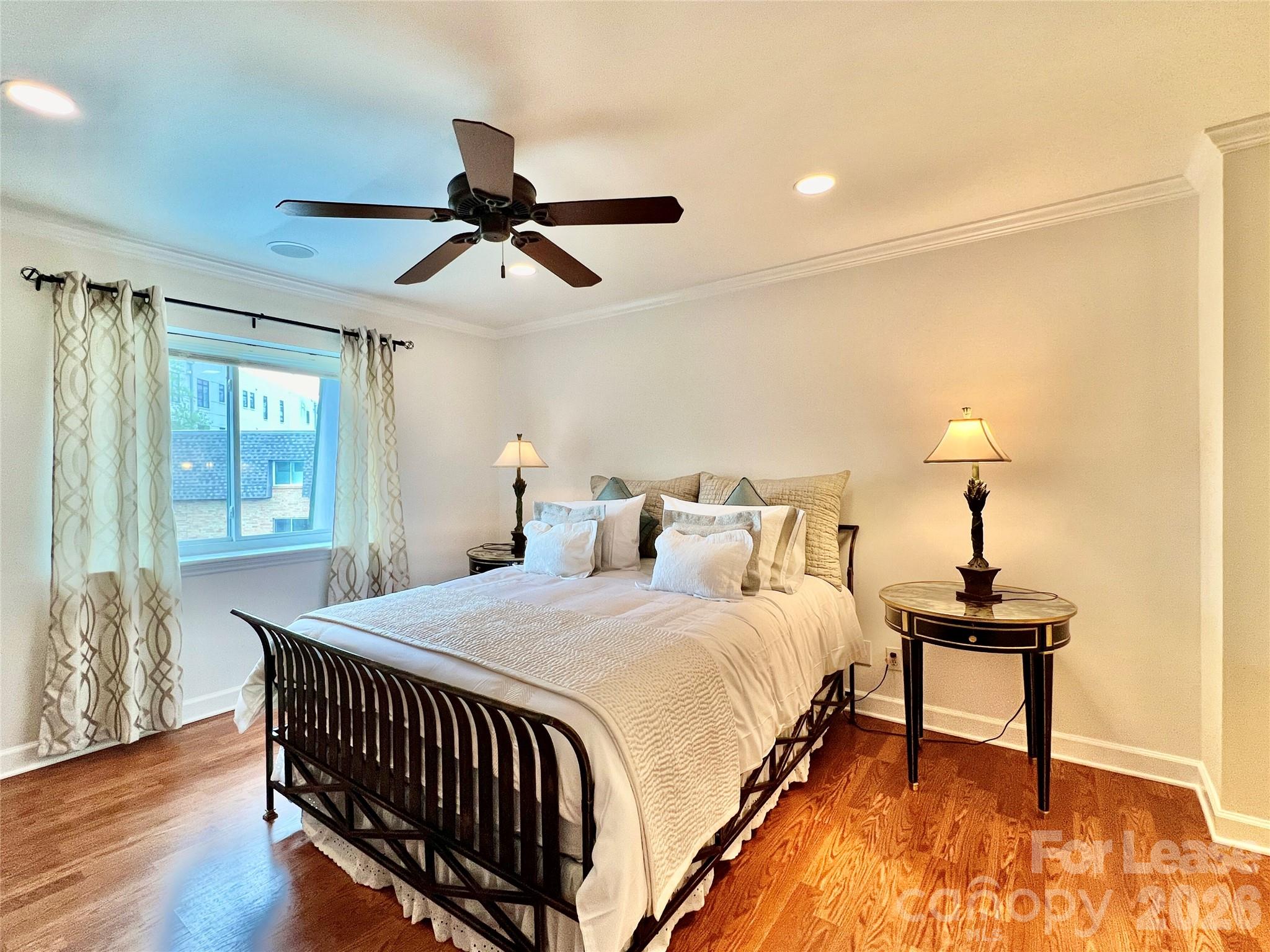 1323 Queens Road 417 Property Photo 11