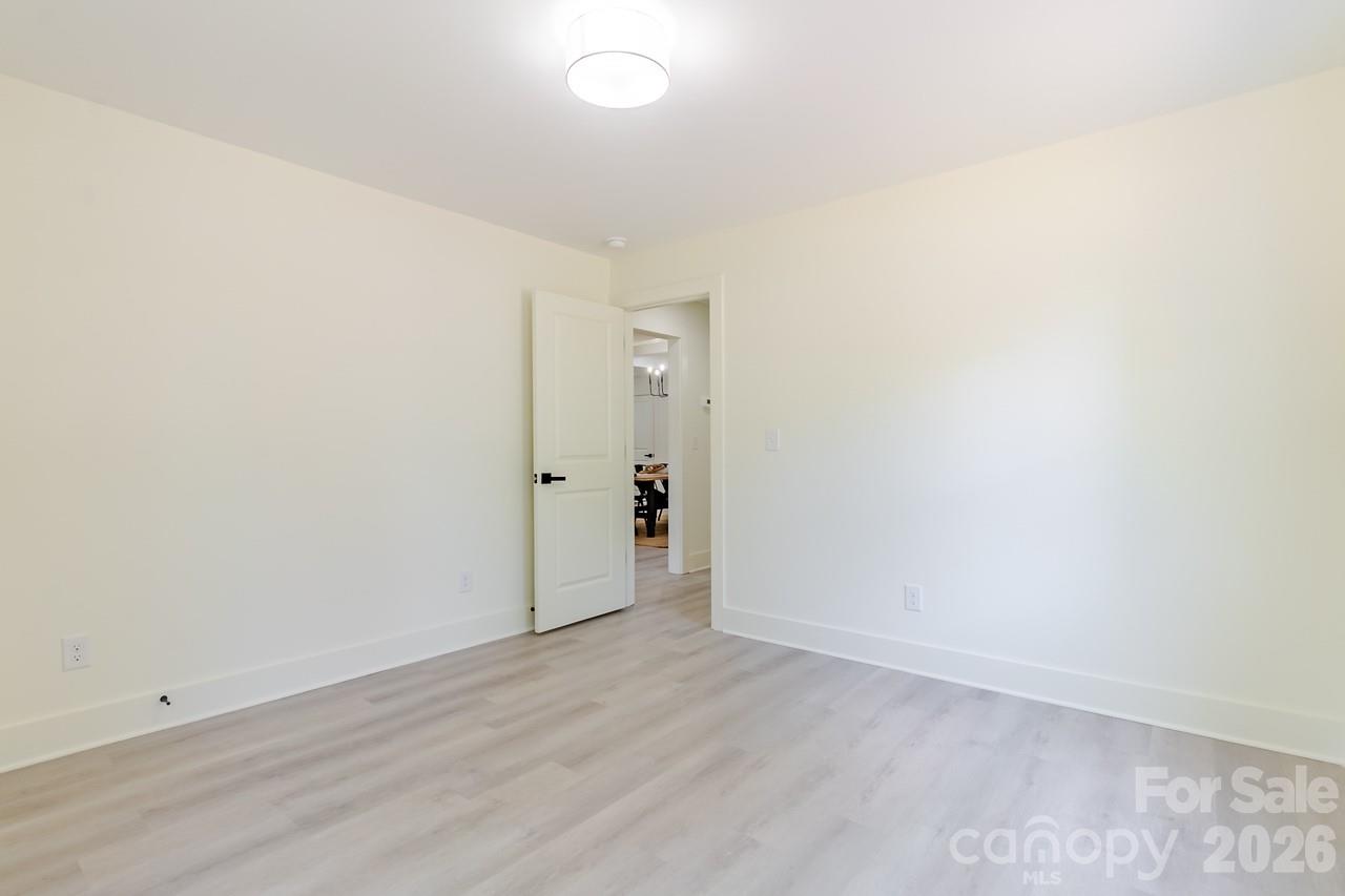 1501 Mccormick Avenue Property Photo 27
