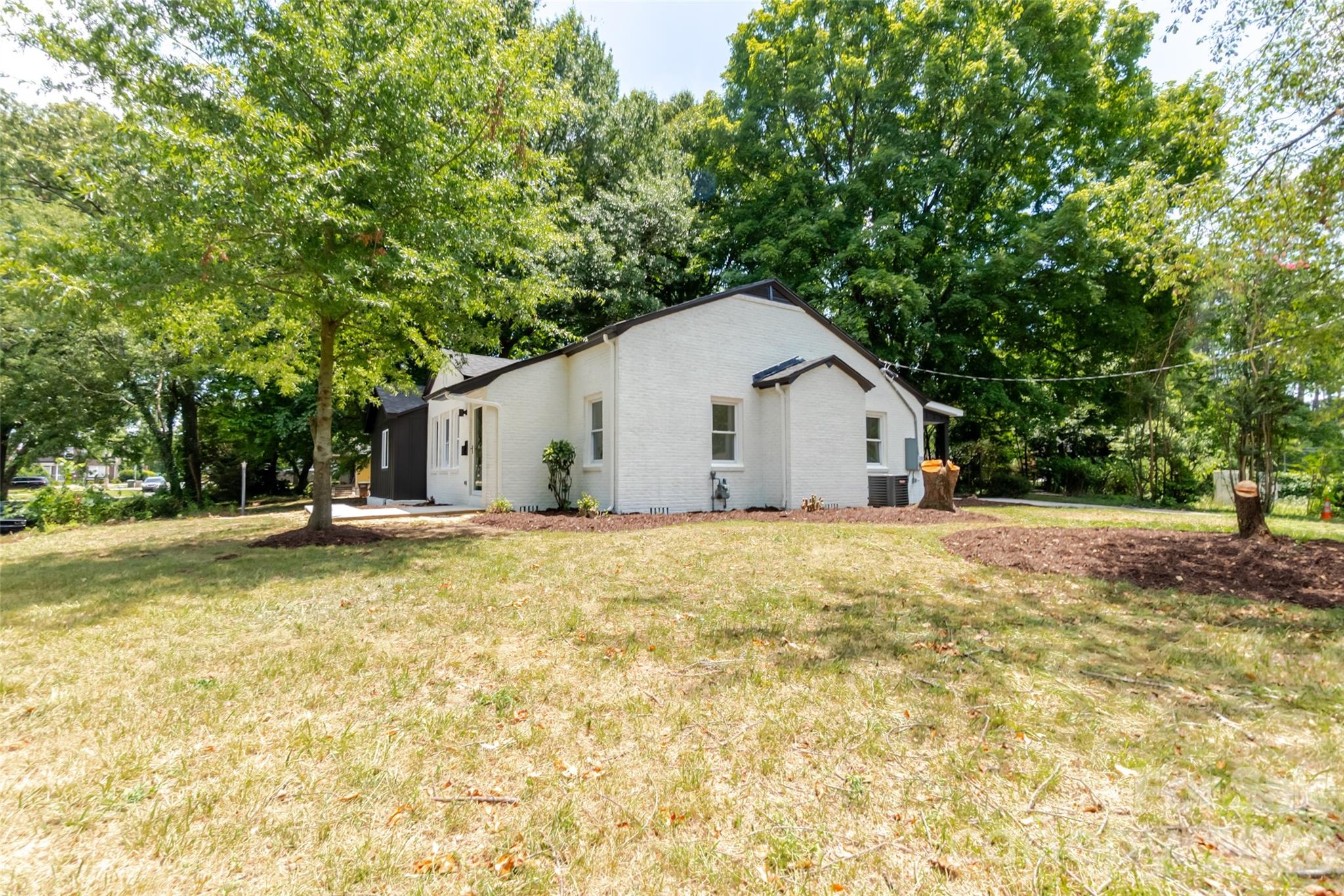 1501 Mccormick Avenue Property Photo 32